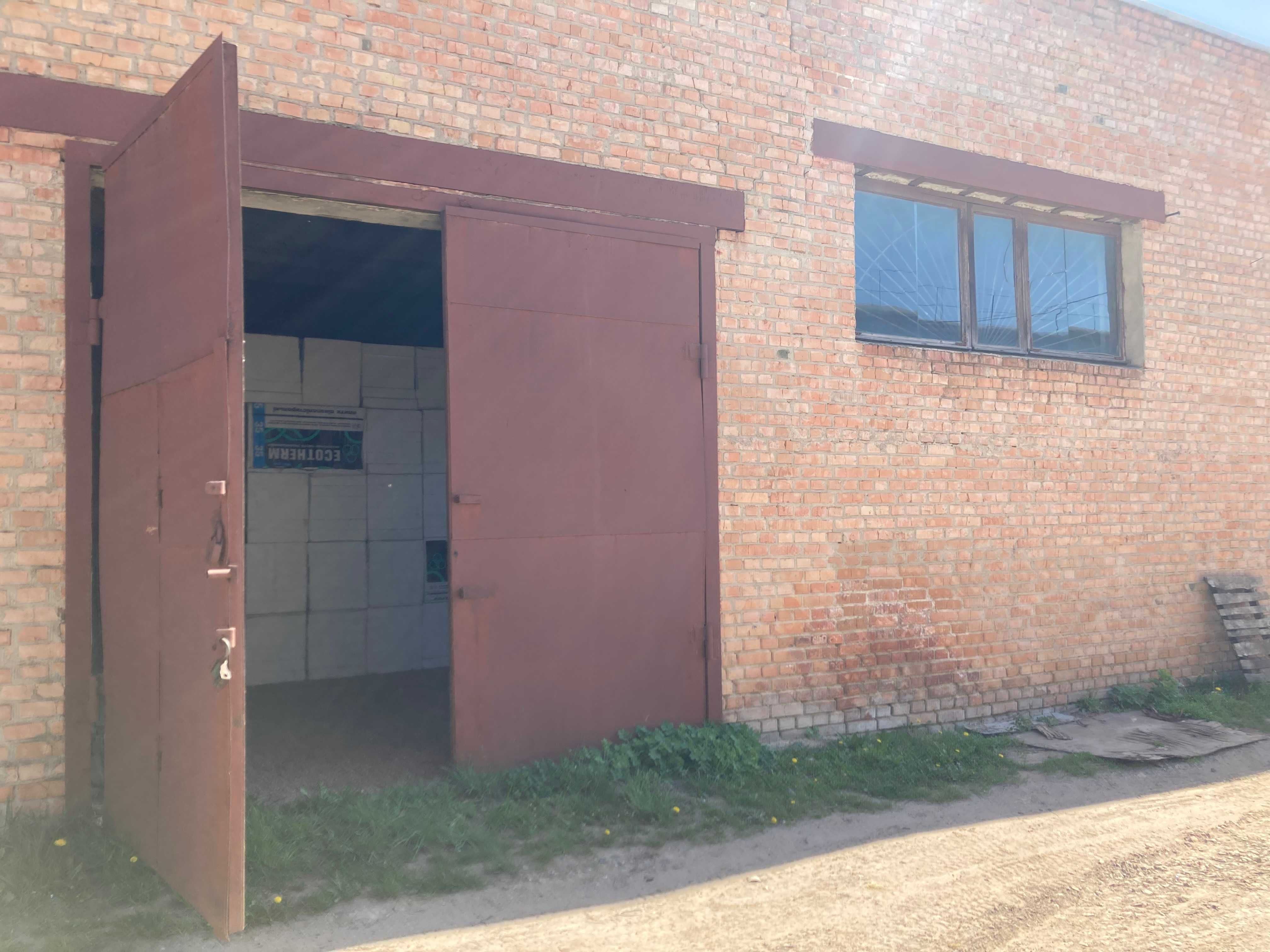 ПЛОЩА - 127 м², ЦІНА - 275 $
, Замостянський