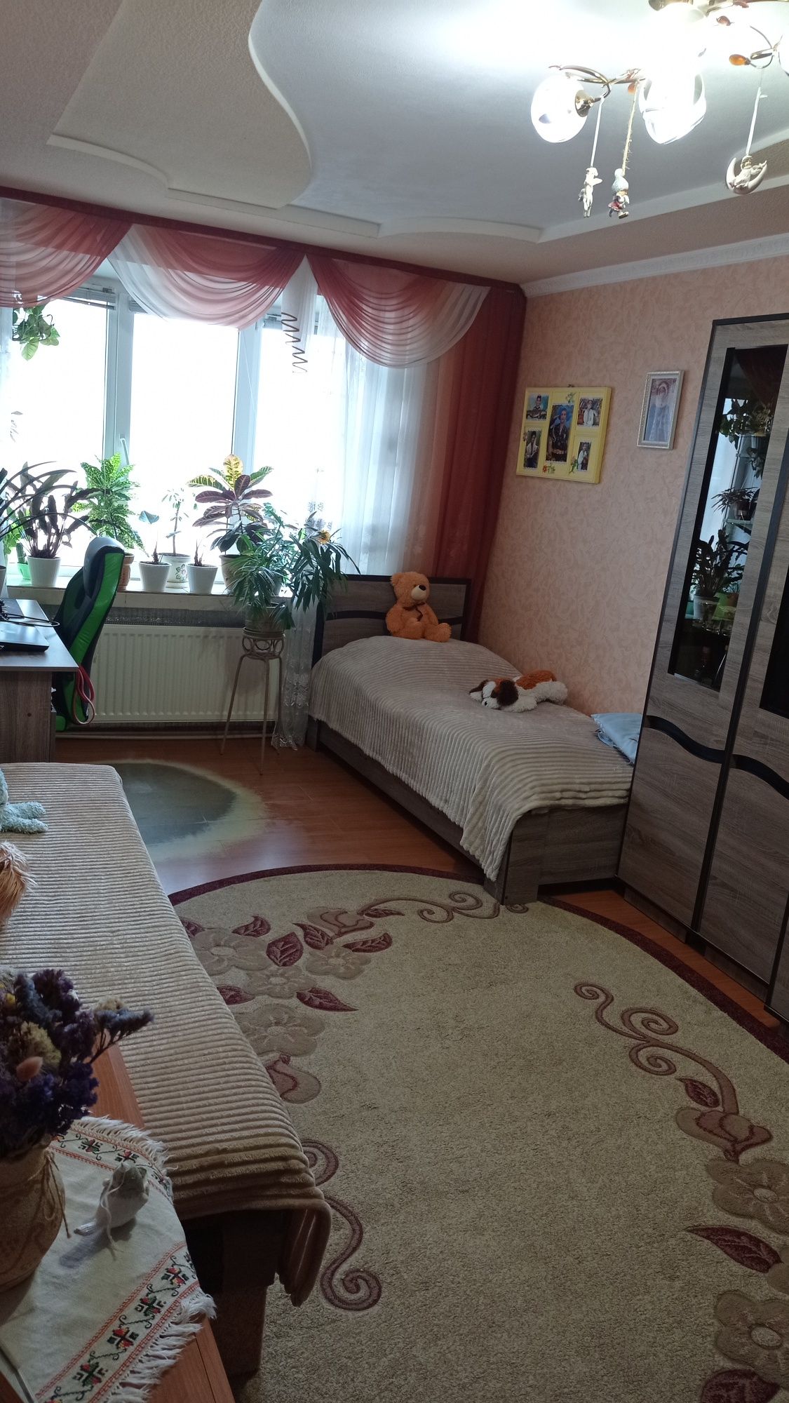 1 КІМ. КВАРТИРА, ПЛОЩА - 36 м², ЦІНА - 24 000 $
