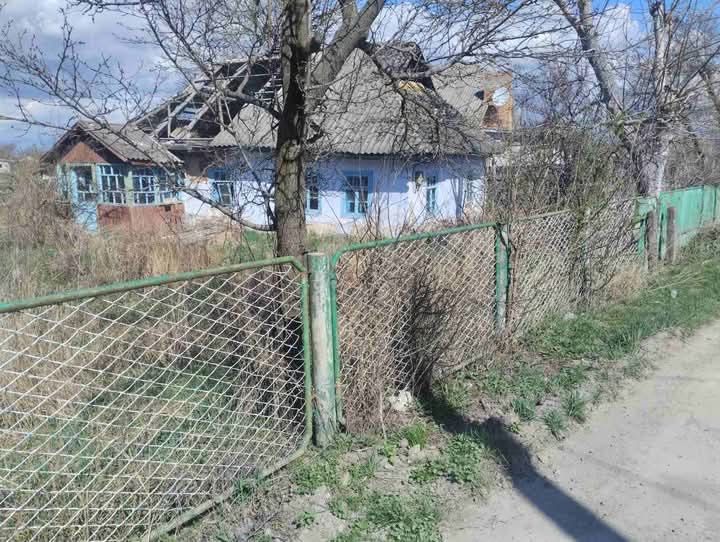 ПЛОЩА - 32 CОТ., ЦІНА - 6 000 $
