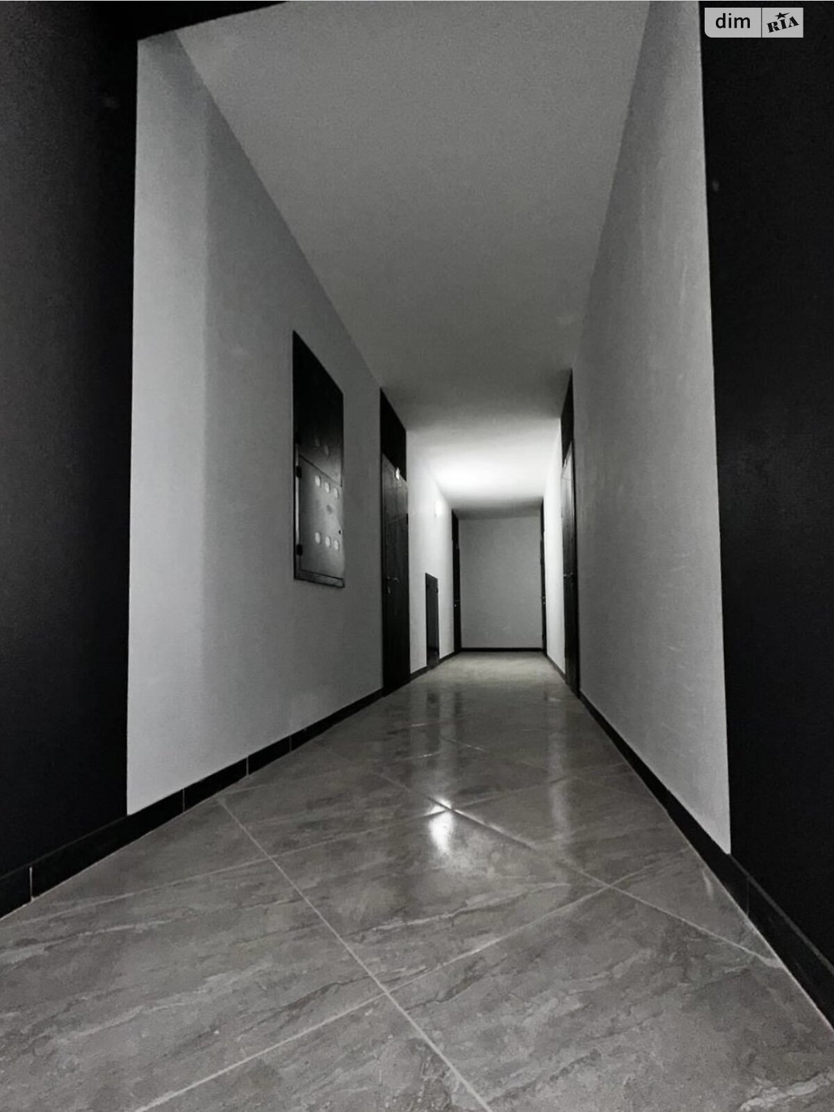 Фото 2 КІМ. КВАРТИРА, ПЛОЩА - 65.5 м², ЦІНА - 85 150 $
, вул. Праведників світу(Максимовича) у Вінниці