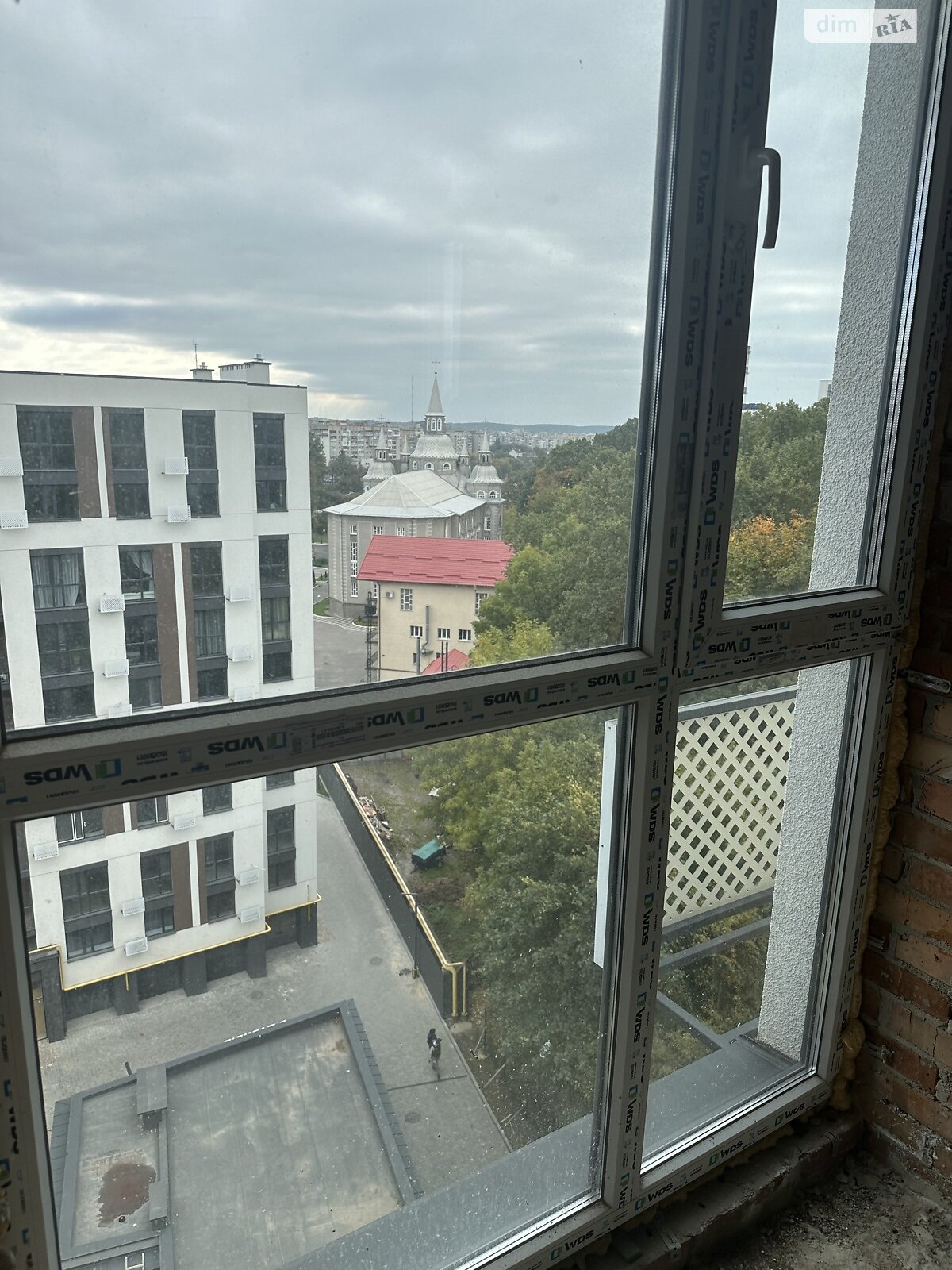 Фото 2 КІМ. КВАРТИРА, ПЛОЩА - 65.5 м², ЦІНА - 85 150 $
, вул. Праведників світу(Максимовича) у Вінниці