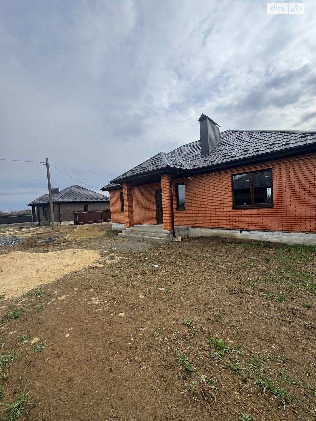 3 КІМ. БУДИНОК, ПЛОЩА - 100 м², ЦІНА - 80 000 $
, вул. Польова