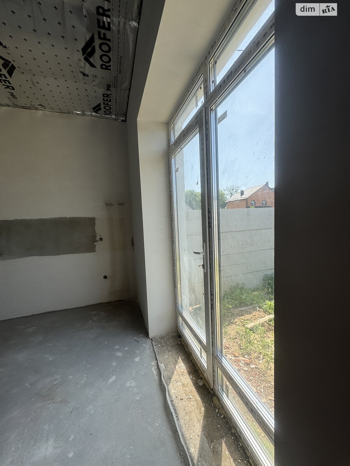 3 КІМ. ТАУНХАУС, ПЛОЩА - 80 м², ЦІНА - 49 000 $
, вул. Садова