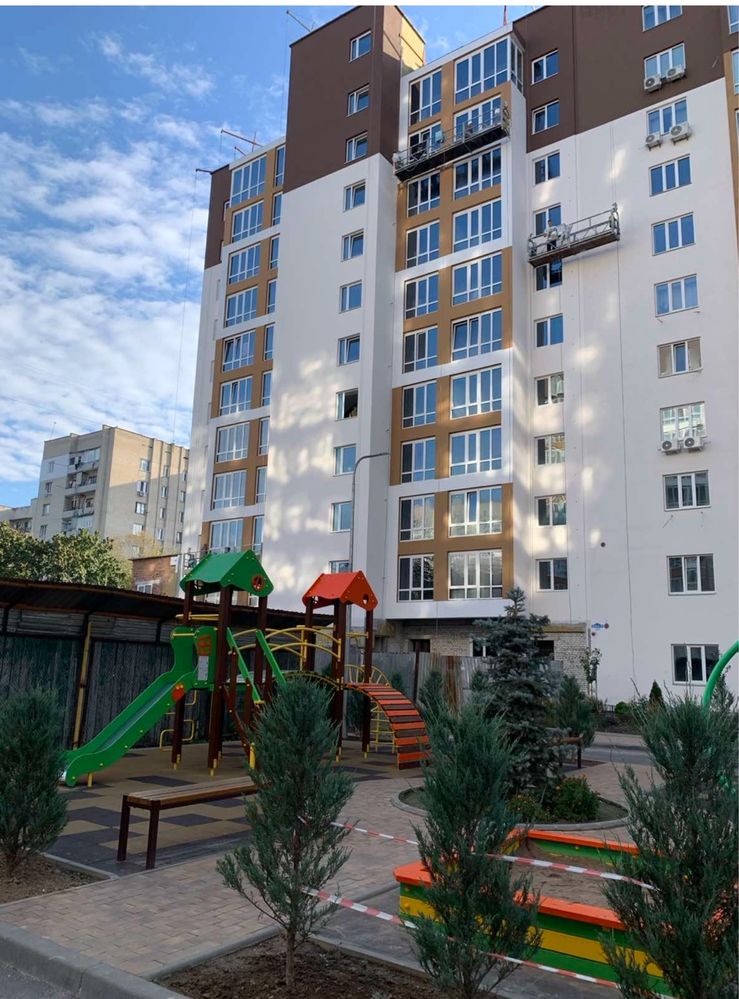 1 КІМ.  КВАРТИРА ПЛОЩА – 49 м², ЦІНА – 61 500$, РАЙОН: Вишенька