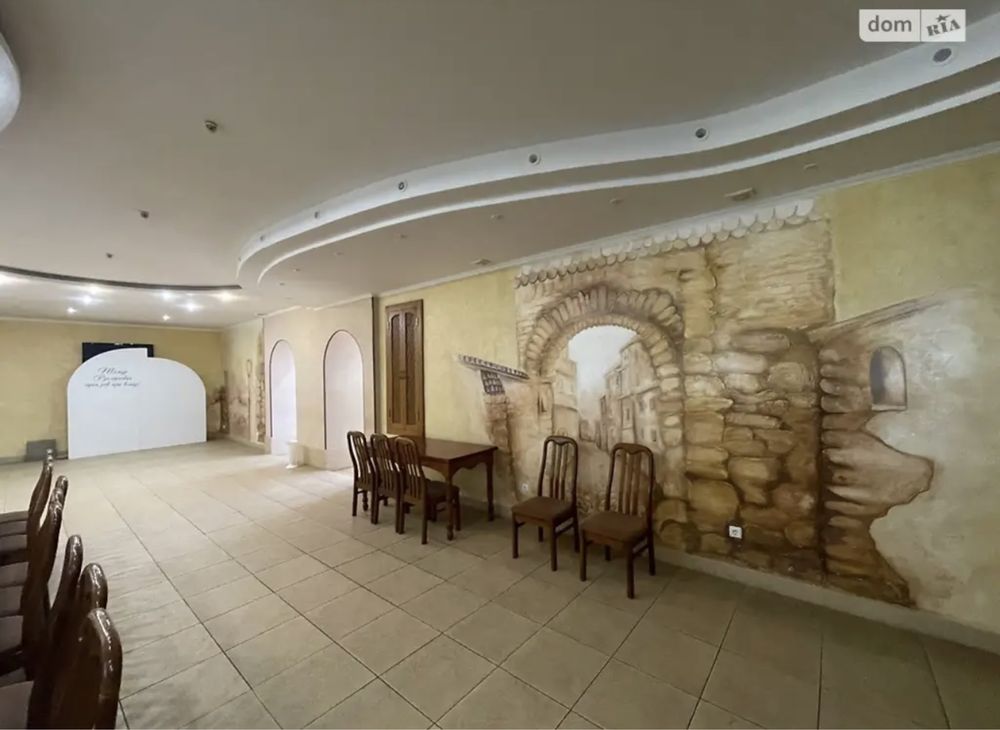 Фото ПЛОЩА - 1380 м², ЦІНА - 255 $
 у Вінниці