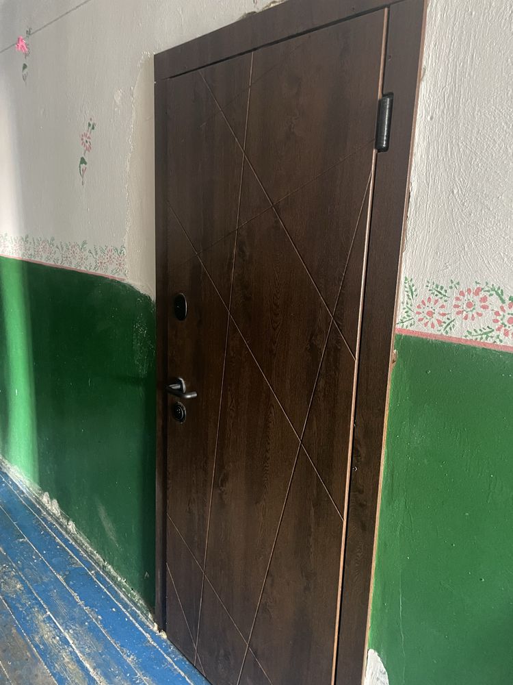 КІМНАТА, ПЛОЩА - 28 м², ЦІНА - 8 000 $

