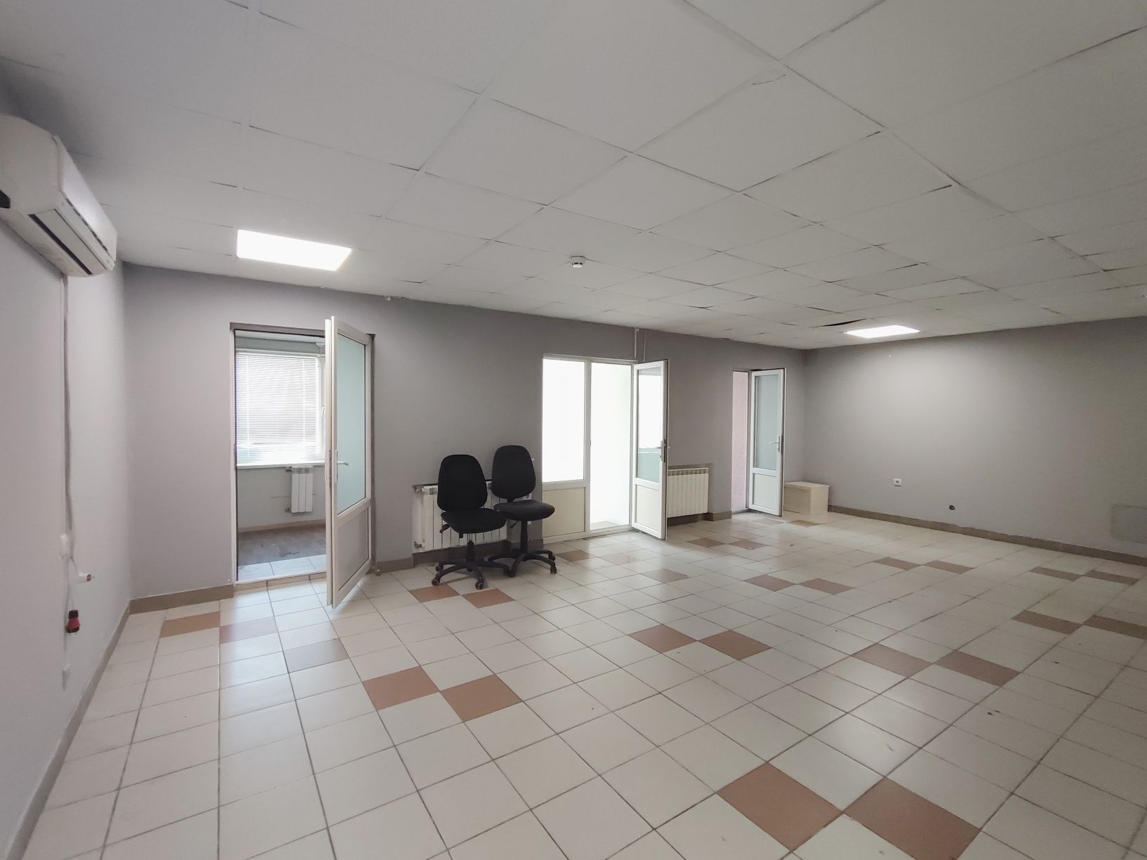 Обʼєкт нерухомості: ПЛОЩА - 80 м², ЦІНА - 965 $
, Ленінський — HUBTRUST, Вінниця