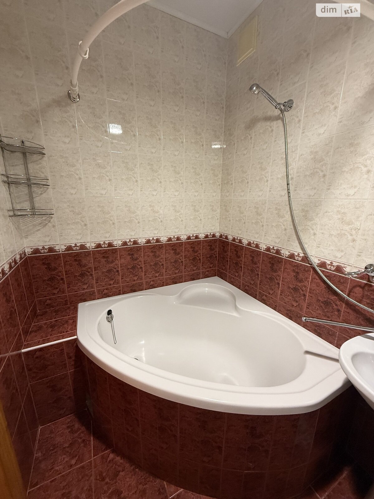 Обʼєкт нерухомості: 3 КІМ. БУДИНОК, ПЛОЩА - 168 м², ЦІНА - 35 000 $
, вул. Марії Гавриш — HUBTRUST, Вінниця