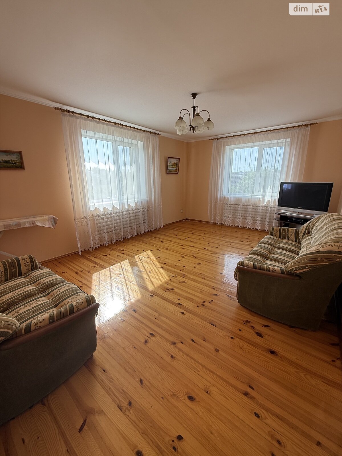 Обʼєкт нерухомості: 3 КІМ. БУДИНОК, ПЛОЩА - 168 м², ЦІНА - 35 000 $
, вул. Марії Гавриш — HUBTRUST, Вінниця