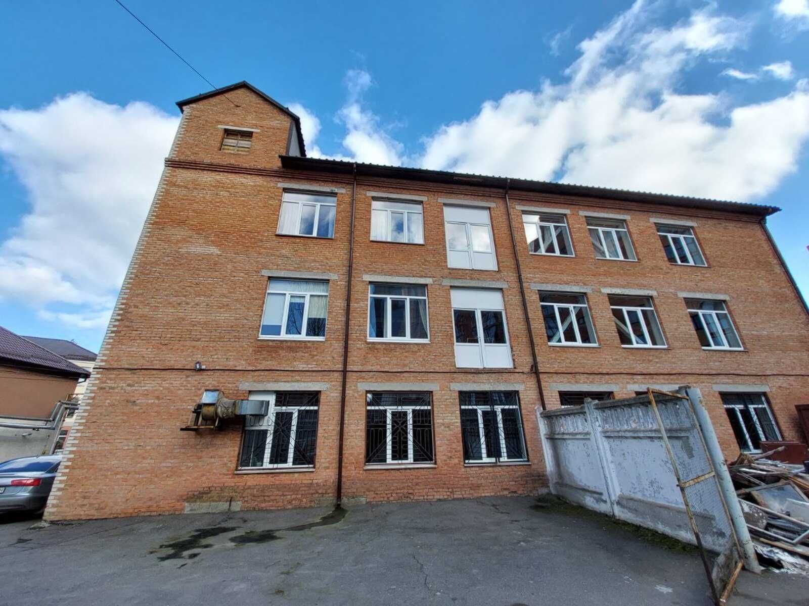 Обʼєкт нерухомості: ПЛОЩА - 2300 м², ЦІНА - 2 100 000 $
, Замостянський — HUBTRUST, Вінниця