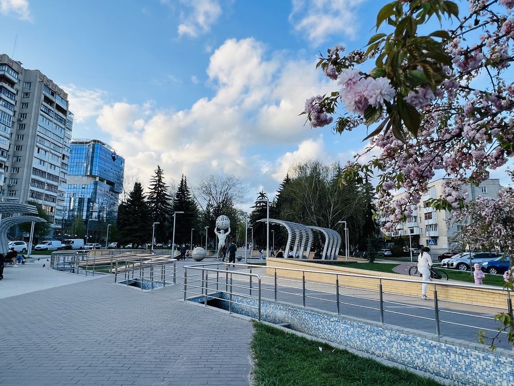 ПЛОЩА - 225 м², ЦІНА - 628 349 $
, Ленінський