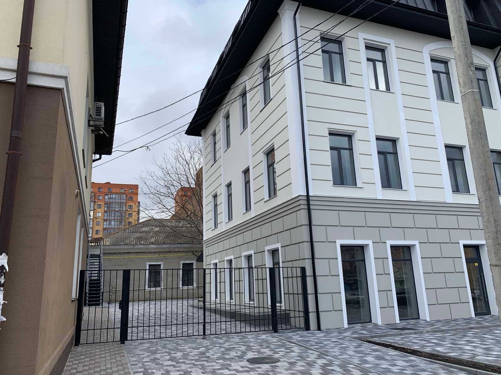 Обʼєкт нерухомості: ПЛОЩА - 468 м², ЦІНА - 4 212 $
, Замостянський — HUBTRUST, Вінниця