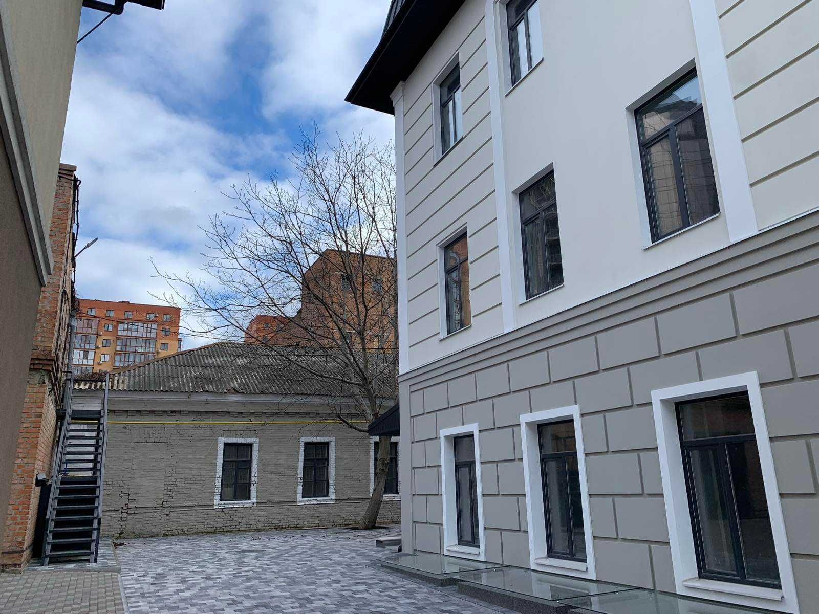 Обʼєкт нерухомості: ПЛОЩА - 468 м², ЦІНА - 4 212 $
, Замостянський — HUBTRUST, Вінниця