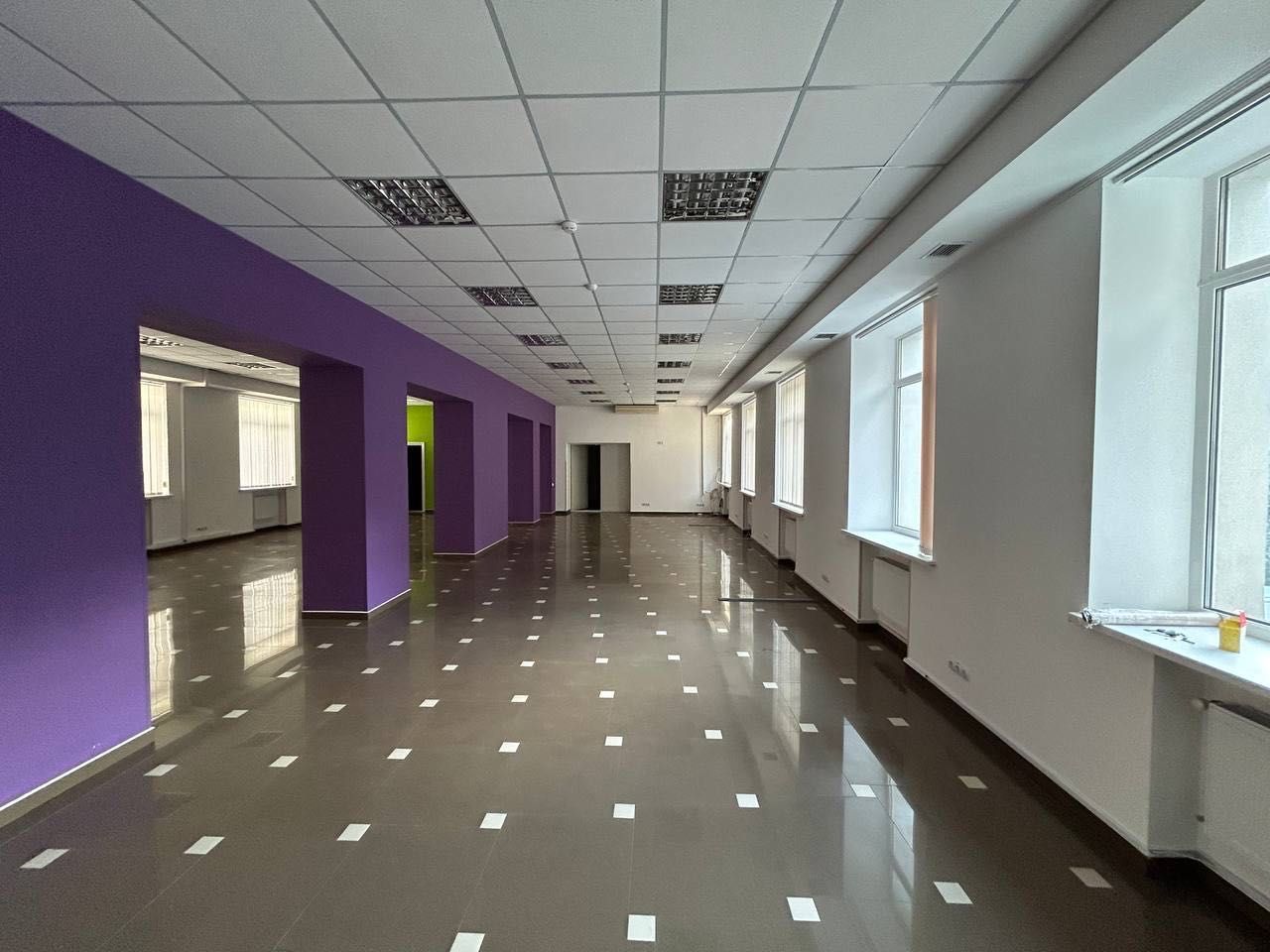 Обʼєкт нерухомості: ПЛОЩА - 270 м², ЦІНА - 1 684 $
, Ленінський — HUBTRUST, Вінниця