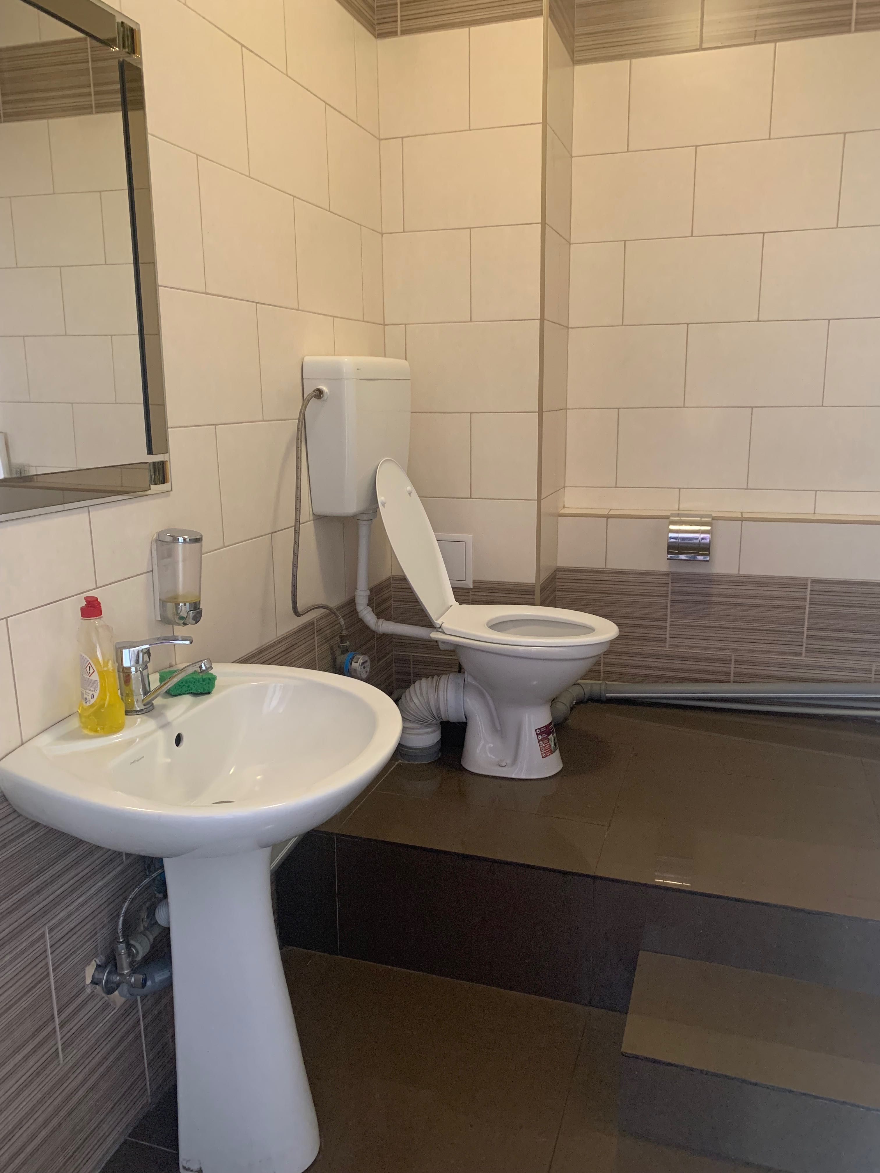 Обʼєкт нерухомості: ПЛОЩА - 270 м², ЦІНА - 1 684 $
, Ленінський — HUBTRUST, Вінниця