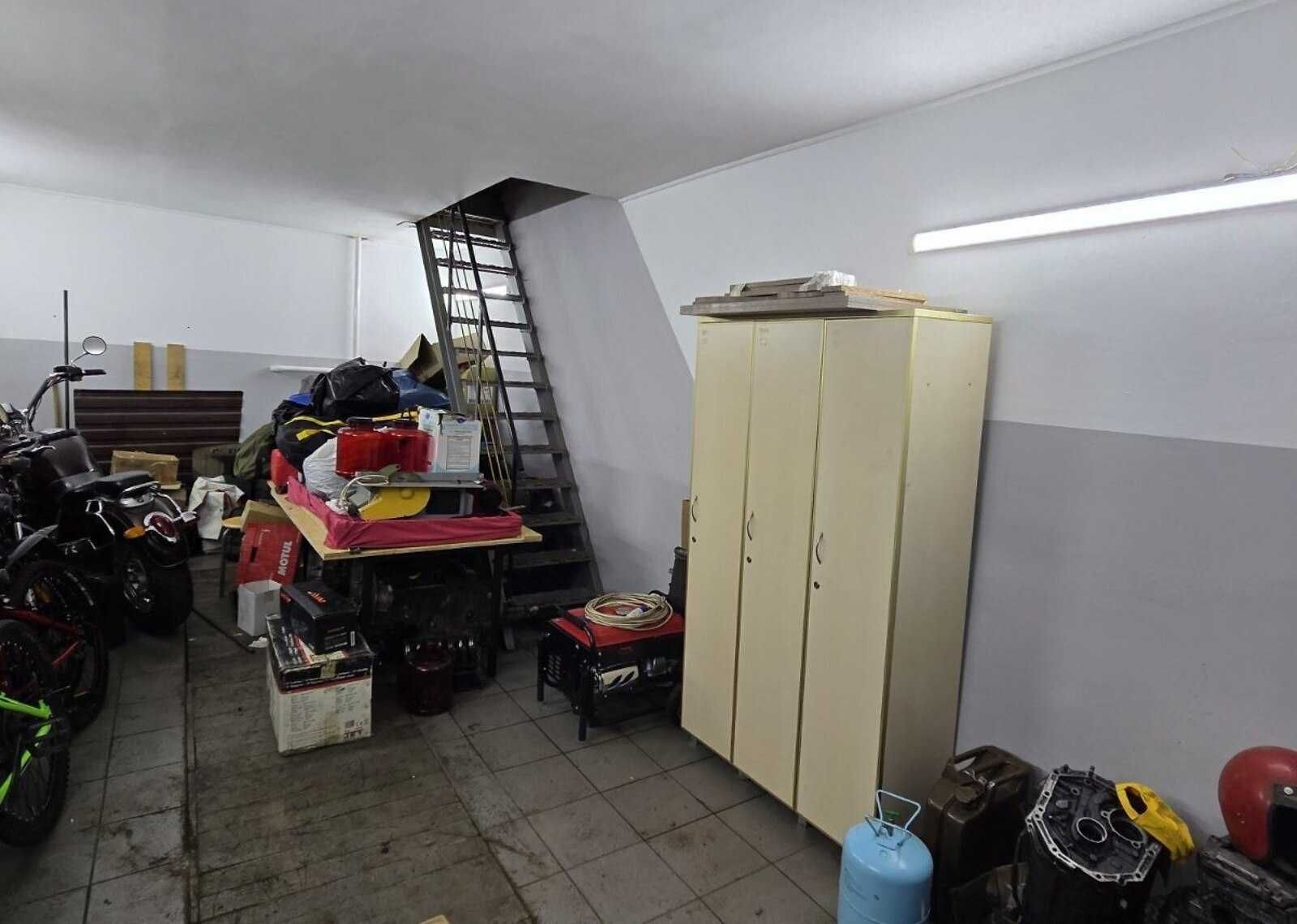 Обʼєкт нерухомості: ПЛОЩА - 180 м², ЦІНА - 1 010 $
, Ленінський — HUBTRUST, Вінниця