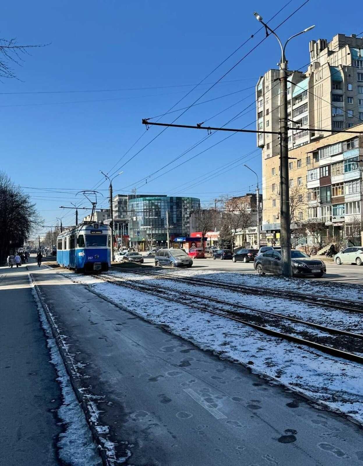 ПЛОЩА - 238 м², ЦІНА - 3 971 $
, Ленінський