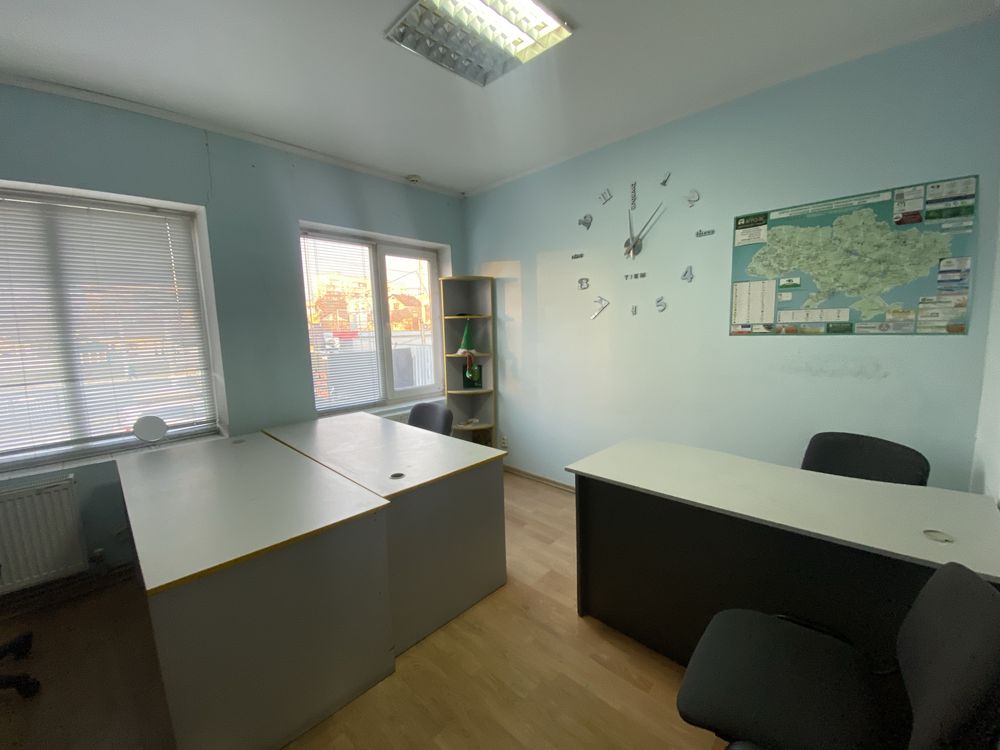ПЛОЩА - 10 м², ЦІНА - 120 $
, Замостянський