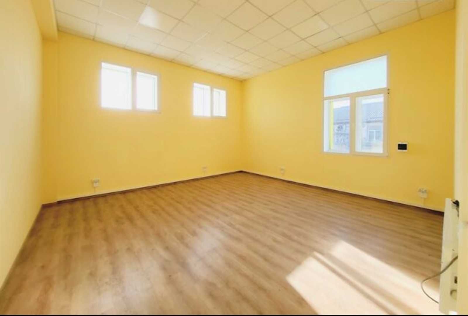 ПЛОЩА - 62 м², ЦІНА - 400 $
, Ленінський