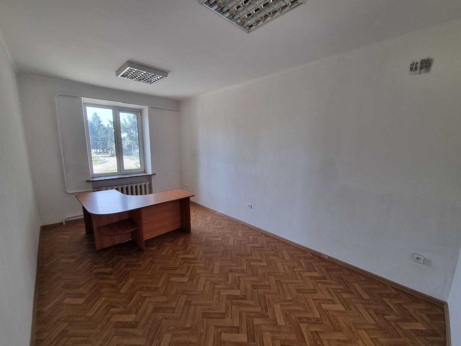 Обʼєкт нерухомості: ПЛОЩА - 252 м², ЦІНА - 1 214 $
, Замостянський — HUBTRUST, Вінниця