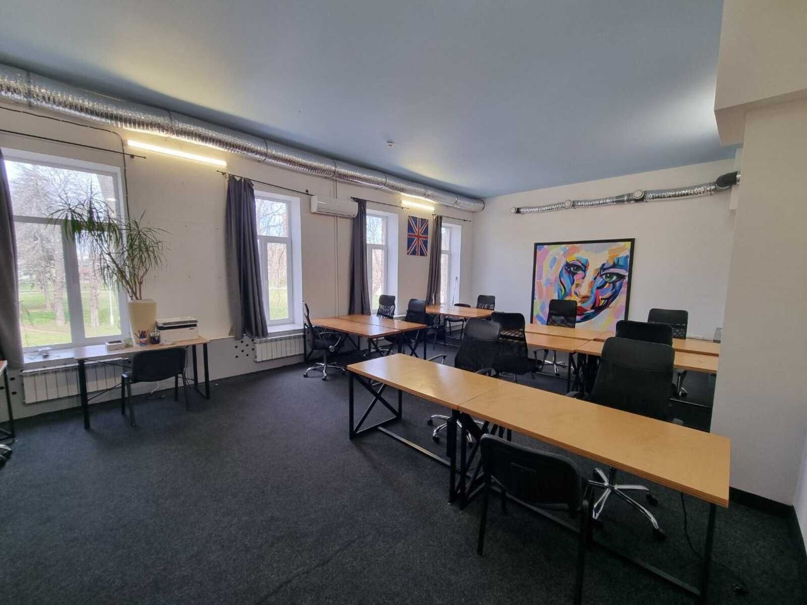 ПЛОЩА - 55.5 м², ЦІНА - 842 $
, Ленінський