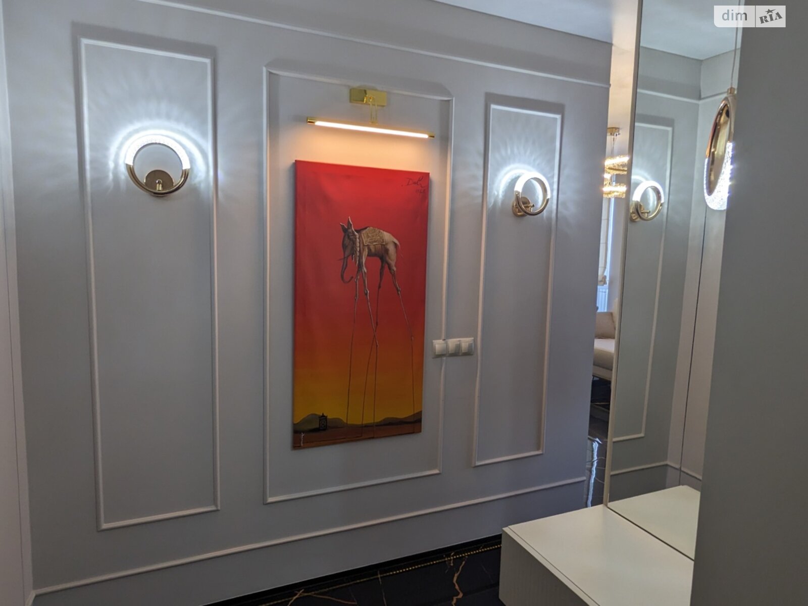 1 КІМ. КВАРТИРА, ПЛОЩА - 40 м², ЦІНА - 86 000 $
, вул. Івана Богуна