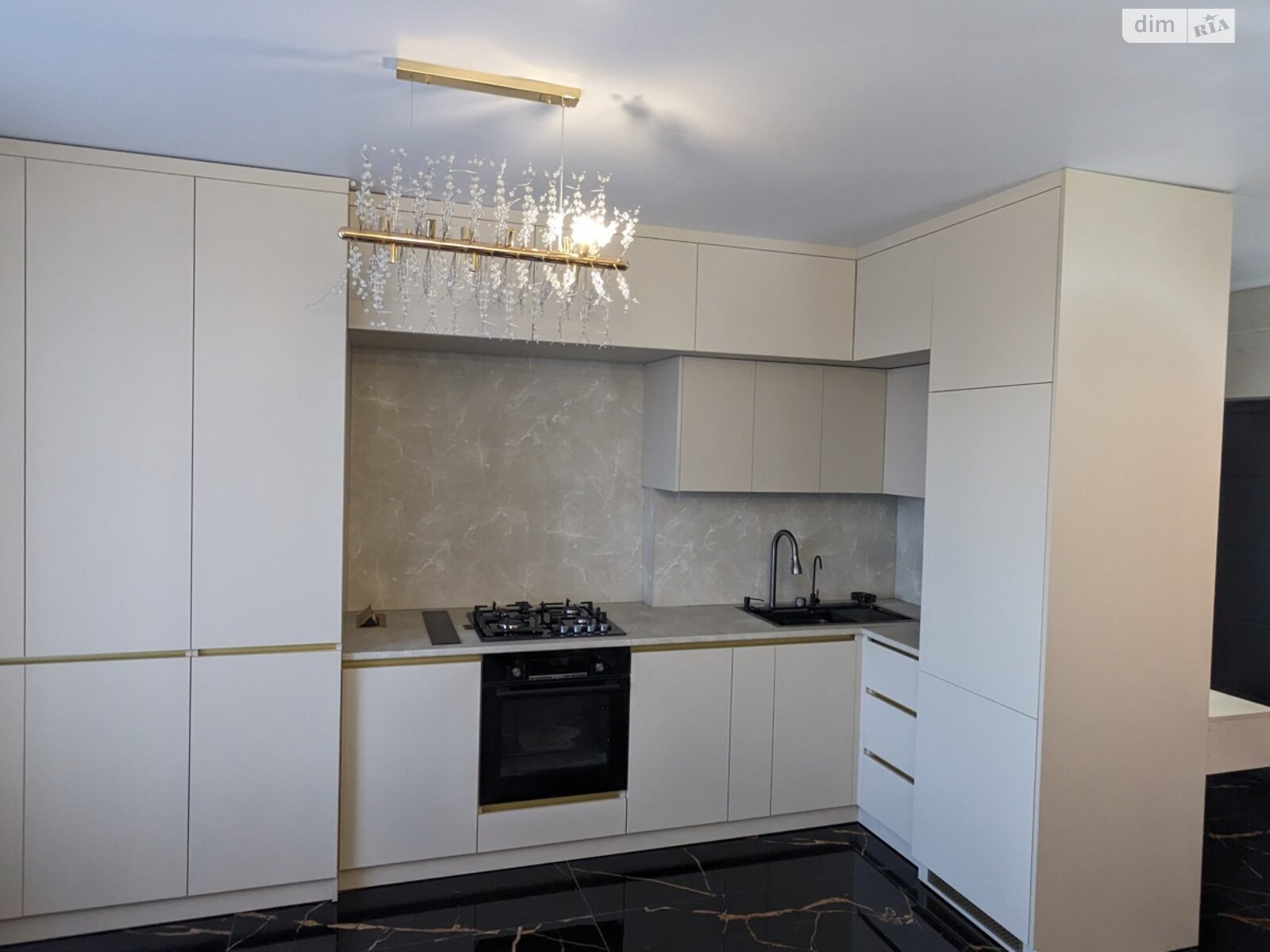 Обʼєкт нерухомості: 1 КІМ. КВАРТИРА, ПЛОЩА - 40 м², ЦІНА - 86 000 $
, вул. Івана Богуна — HUBTRUST, Вінниця