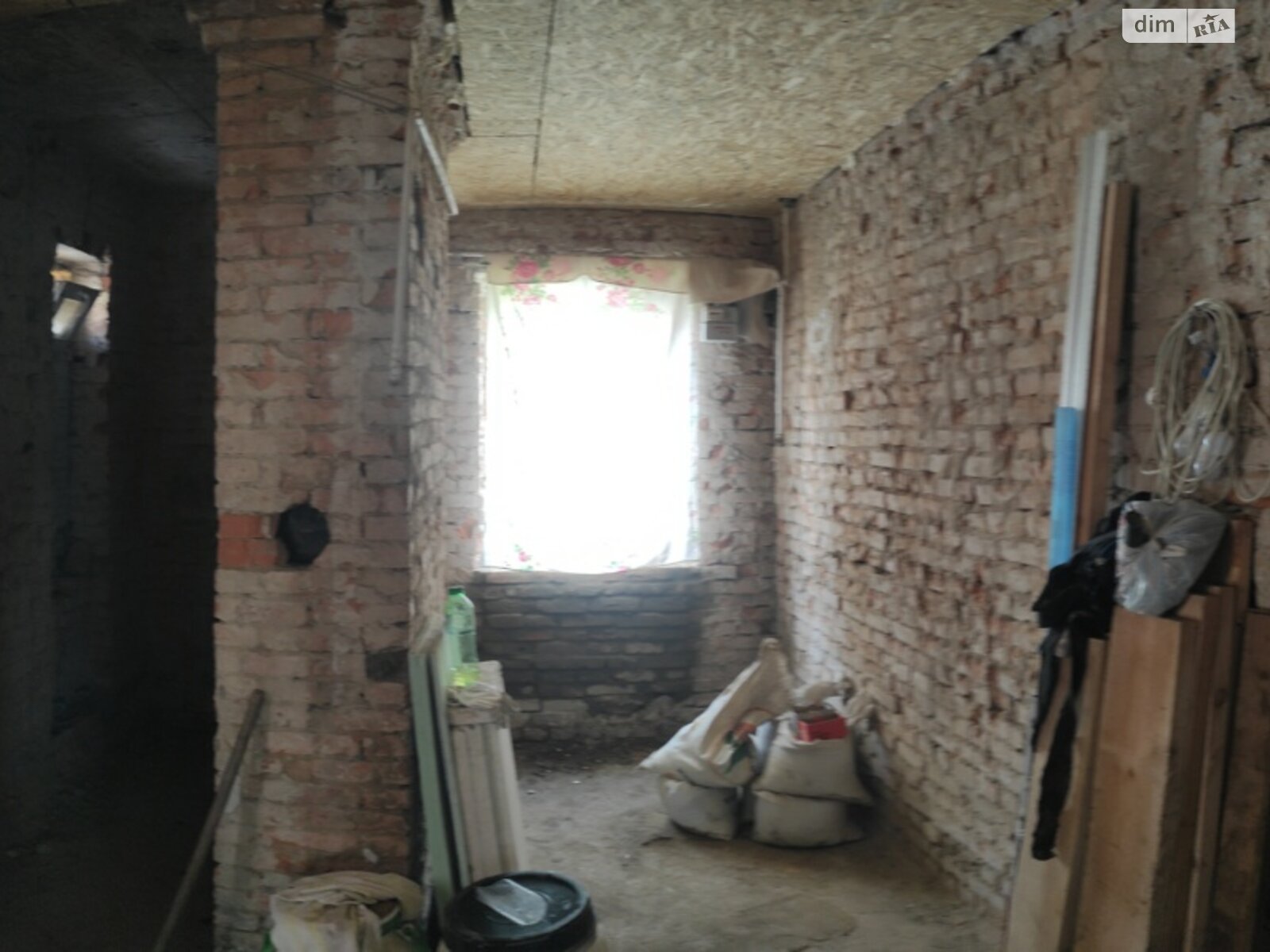 Фото 2 КІМ. КВАРТИРА, ПЛОЩА - 40.3 м², ЦІНА - 18 000 $
, вул. Соборна(Леніна) у Вінниці