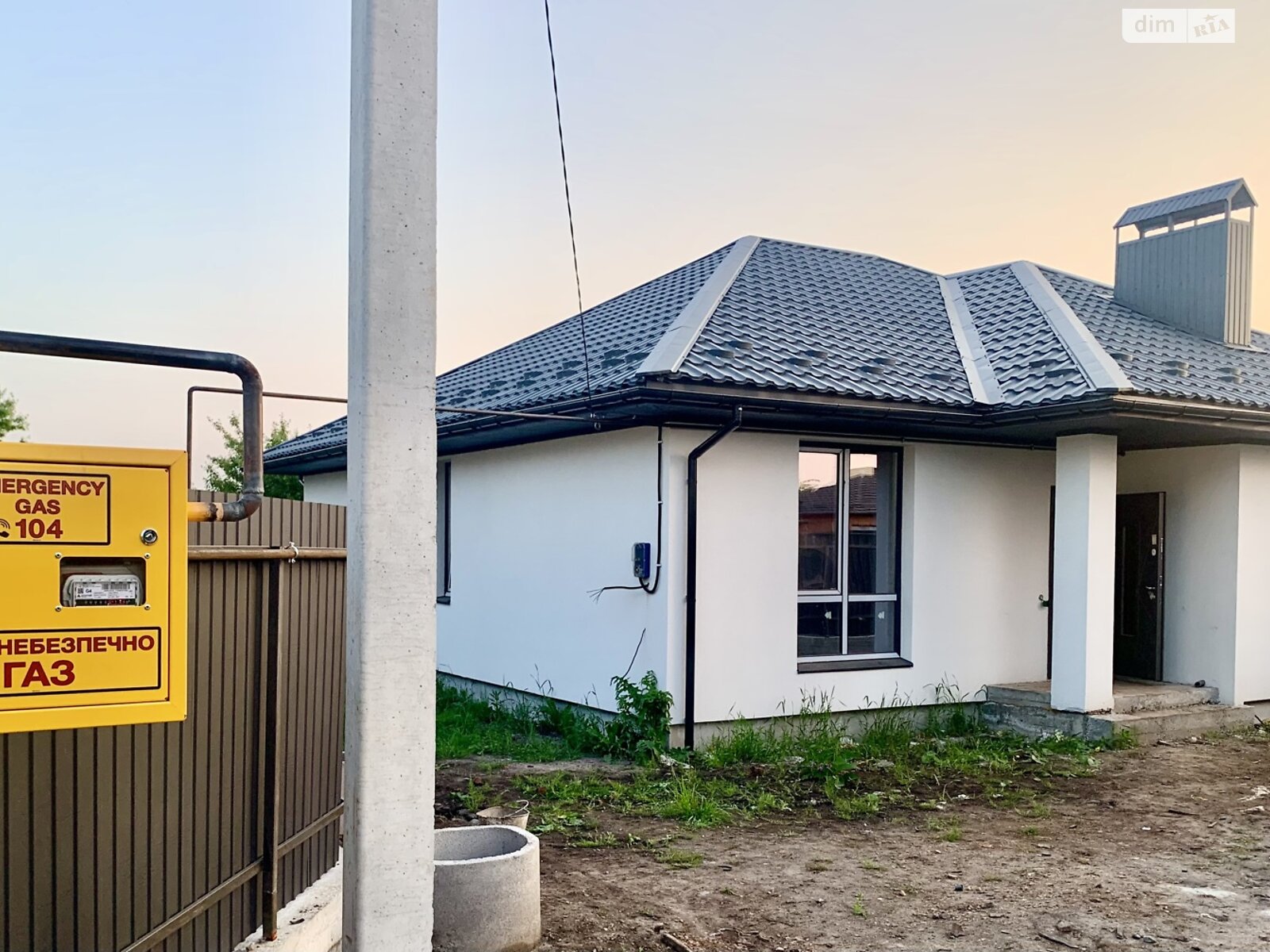 3 КІМ. БУДИНОК, ПЛОЩА - 100 м², ЦІНА - 80 000 $
, 2-й пров. Східний