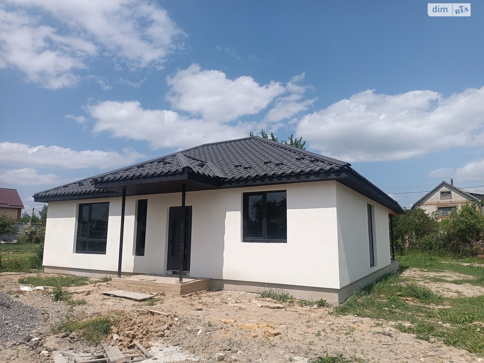 3 КІМ. БУДИНОК, ПЛОЩА - 105 м², ЦІНА - 68 000 $
