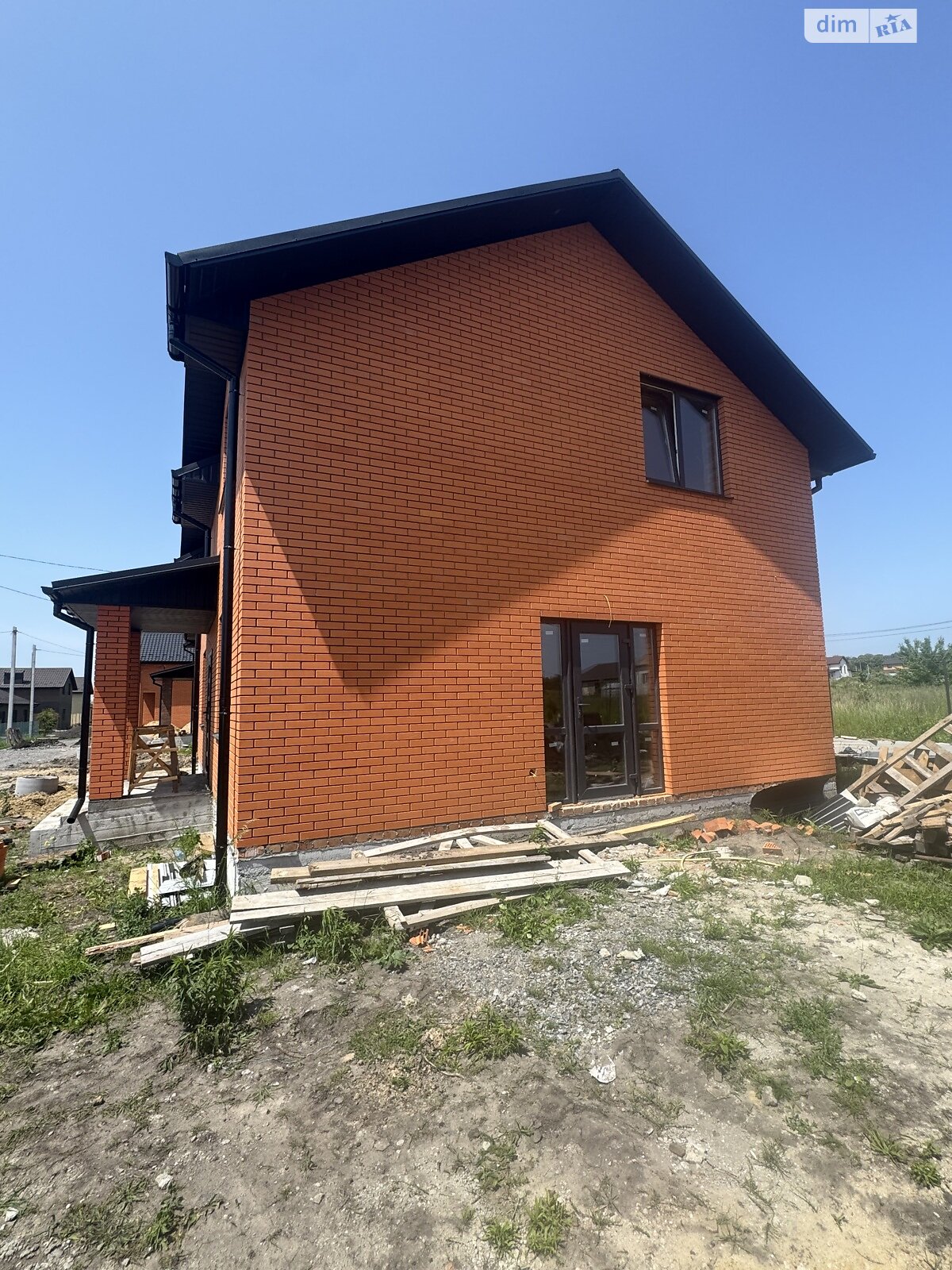 Обʼєкт нерухомості: 5 КІМ. БУДИНОК, ПЛОЩА - 140 м², ЦІНА - 87 000 $
, 3-й пров. Східний — HUBTRUST, Вінниця