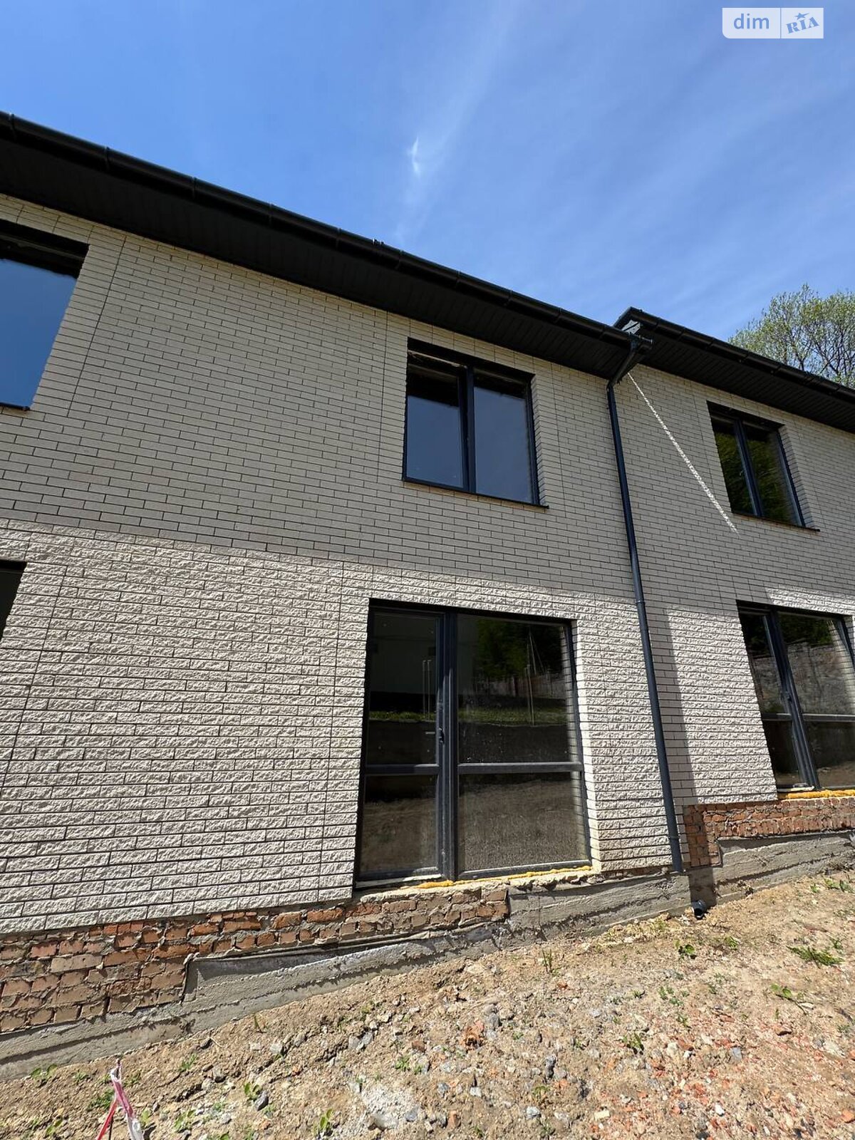 Обʼєкт нерухомості: 2 КІМ. ТАУНХАУС, ПЛОЩА - 85 м², ЦІНА - 43 000 $
 — HUBTRUST, Вінниця