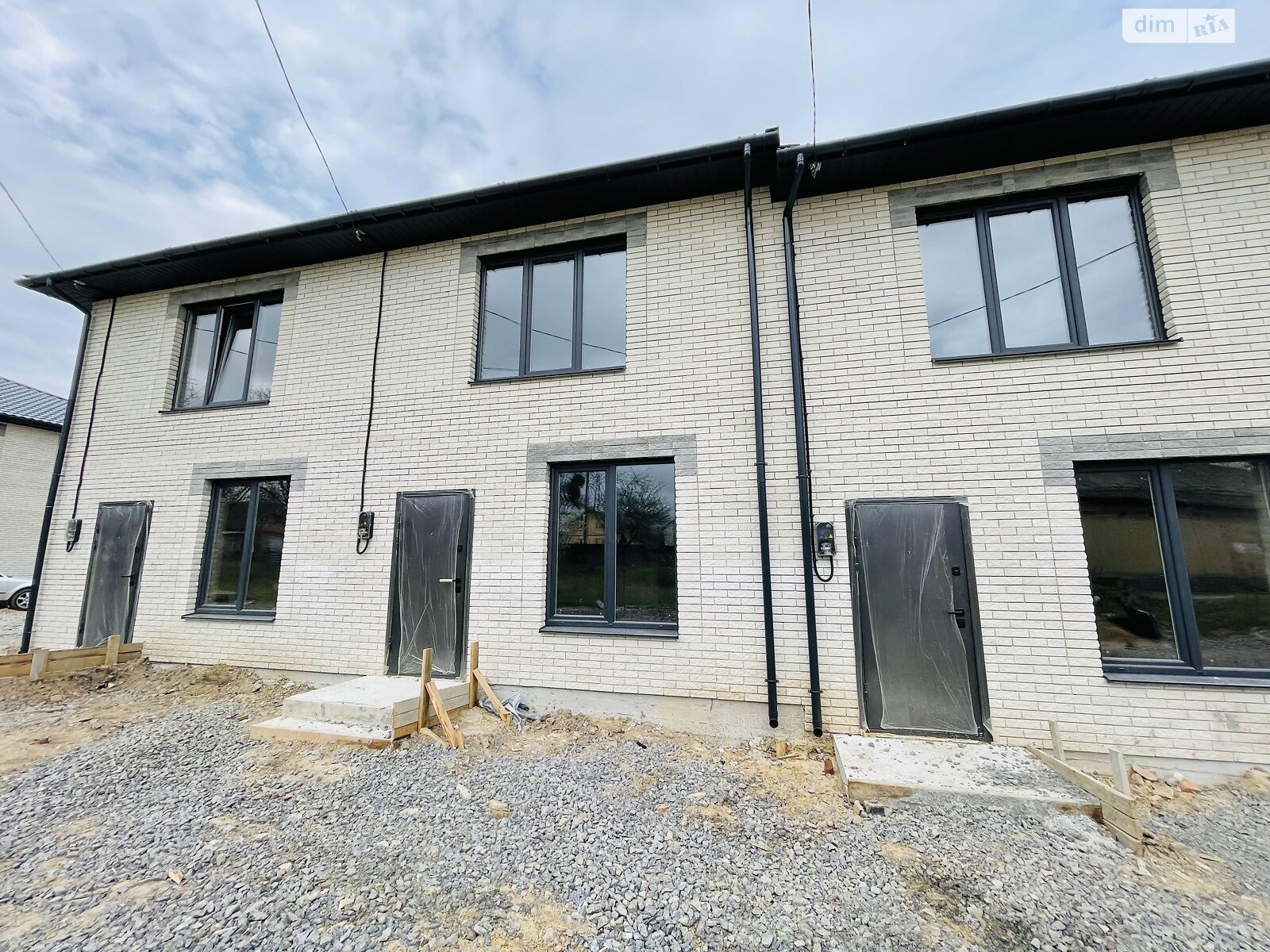 Обʼєкт нерухомості: 1 КІМ. ТАУНХАУС, ПЛОЩА - 55 м², ЦІНА - 26 000 $
 — HUBTRUST, Вінниця