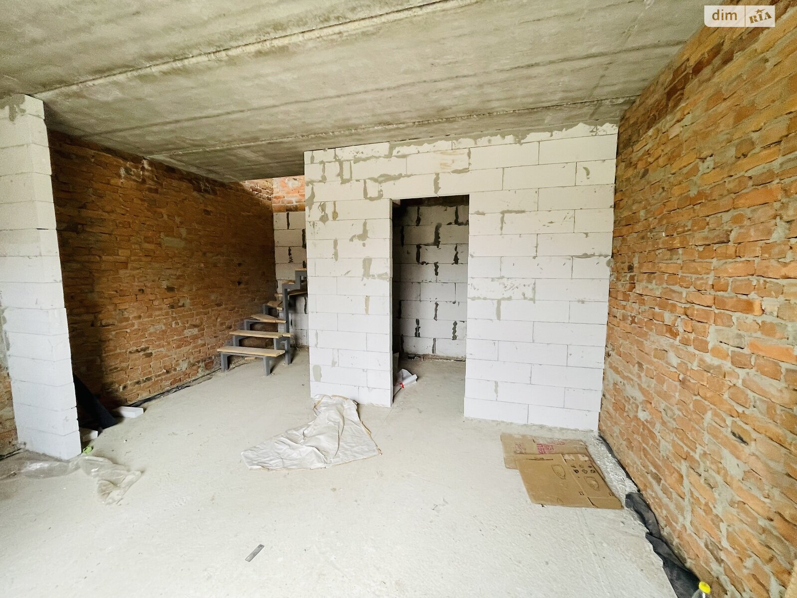 Обʼєкт нерухомості: 1 КІМ. ТАУНХАУС, ПЛОЩА - 55 м², ЦІНА - 26 000 $
 — HUBTRUST, Вінниця