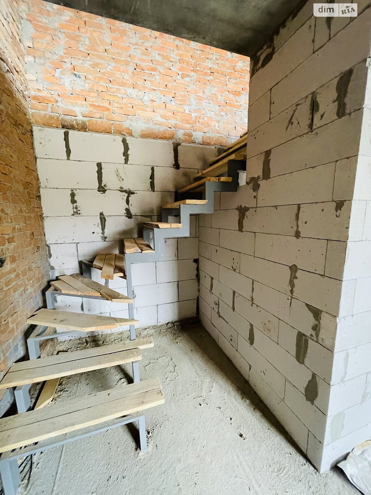 Обʼєкт нерухомості: 1 КІМ. ТАУНХАУС, ПЛОЩА - 55 м², ЦІНА - 26 000 $
 — HUBTRUST, Вінниця