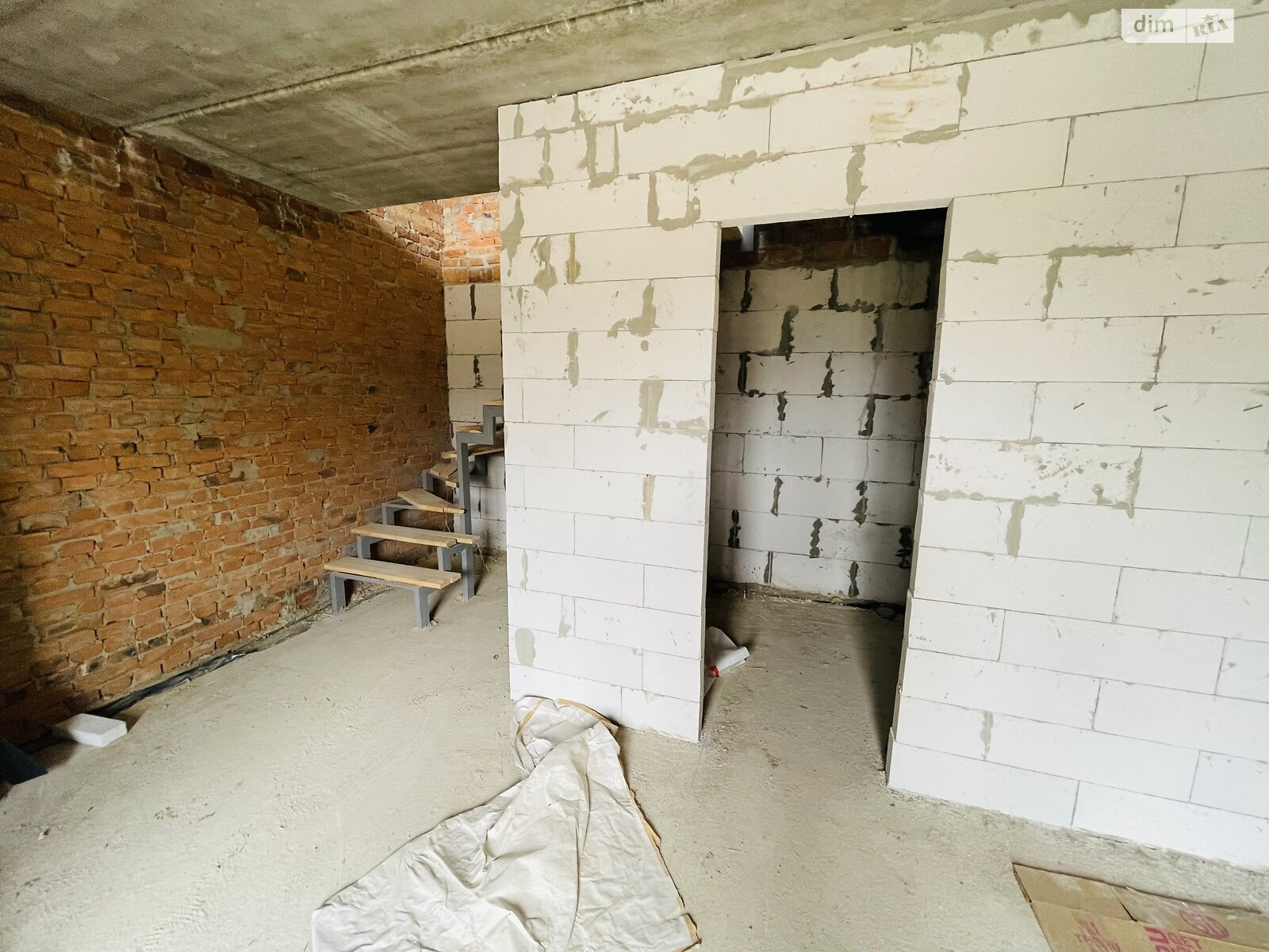 Обʼєкт нерухомості: 1 КІМ. ТАУНХАУС, ПЛОЩА - 55 м², ЦІНА - 26 000 $
 — HUBTRUST, Вінниця