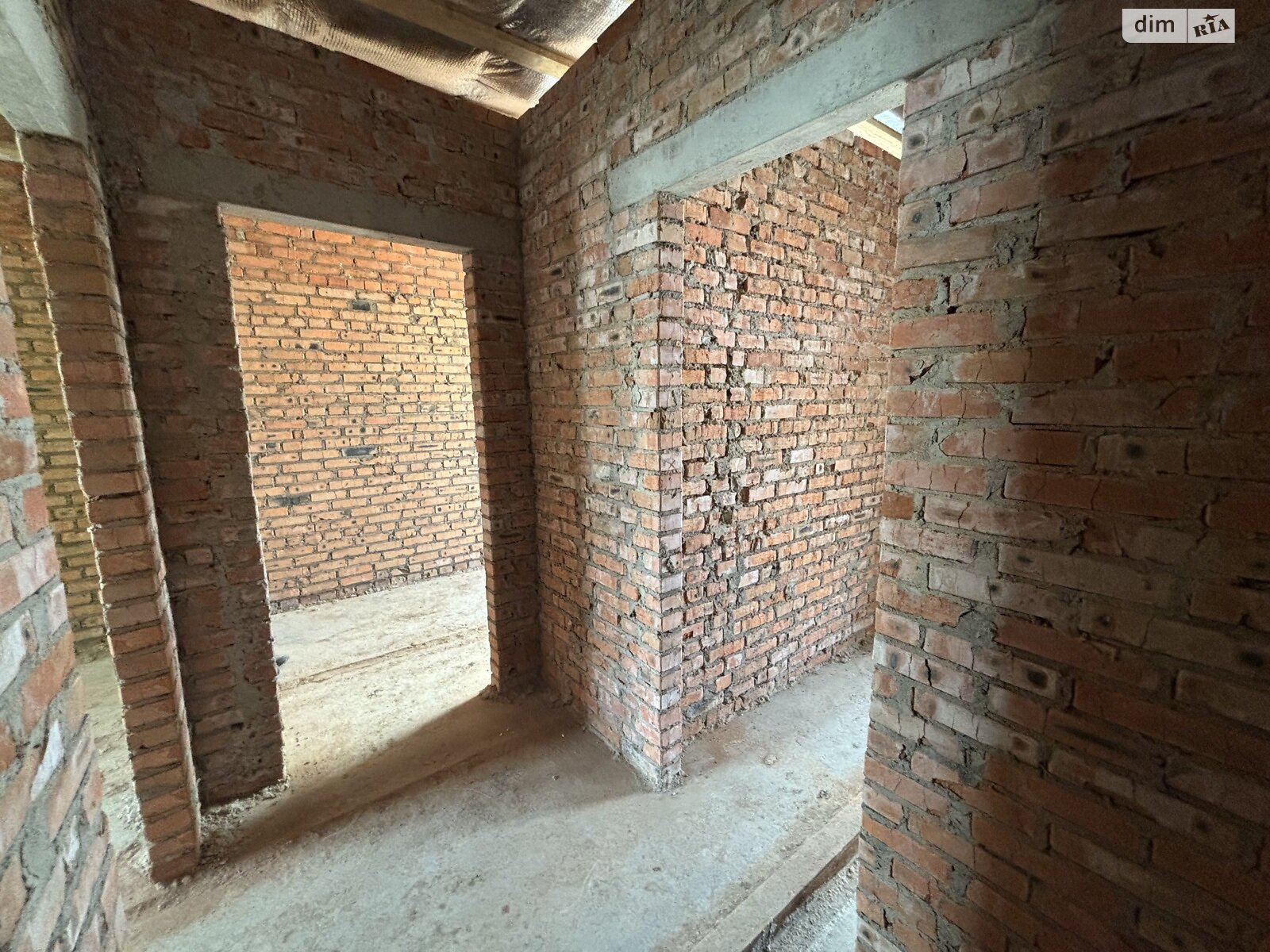 Обʼєкт нерухомості: 2 КІМ. ТАУНХАУС, ПЛОЩА - 73 м², ЦІНА - 55 000 $
 — HUBTRUST, Вінниця