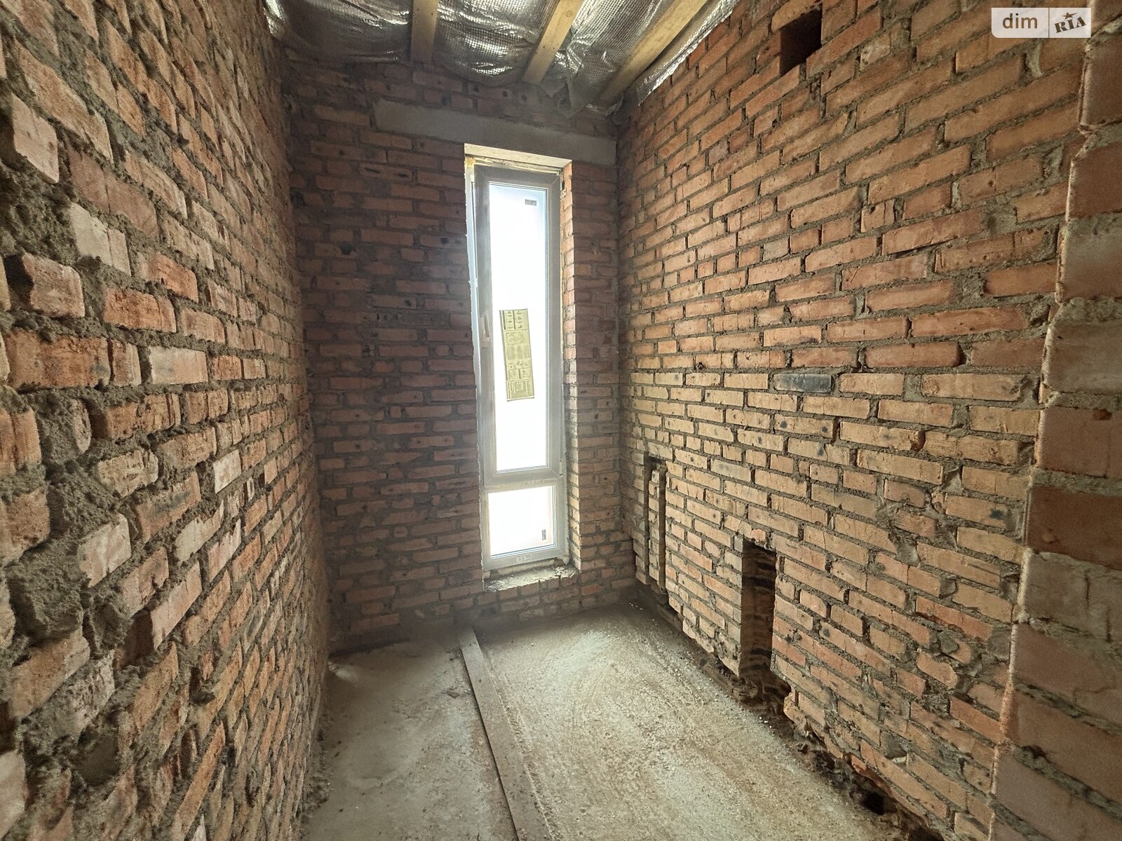 Обʼєкт нерухомості: 2 КІМ. ТАУНХАУС, ПЛОЩА - 73 м², ЦІНА - 55 000 $
 — HUBTRUST, Вінниця
