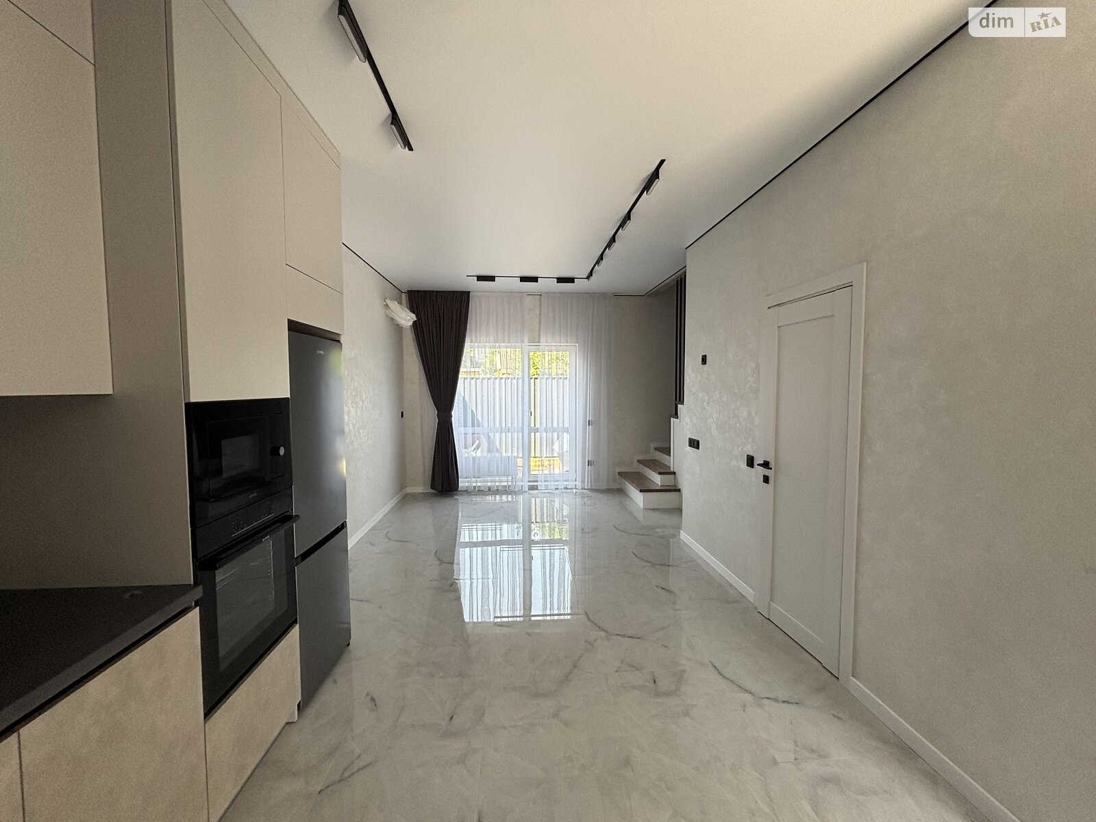 2 КІМ. ТАУНХАУС, ПЛОЩА - 73 м², ЦІНА - 88 000 $
, вул. Лесі Українки