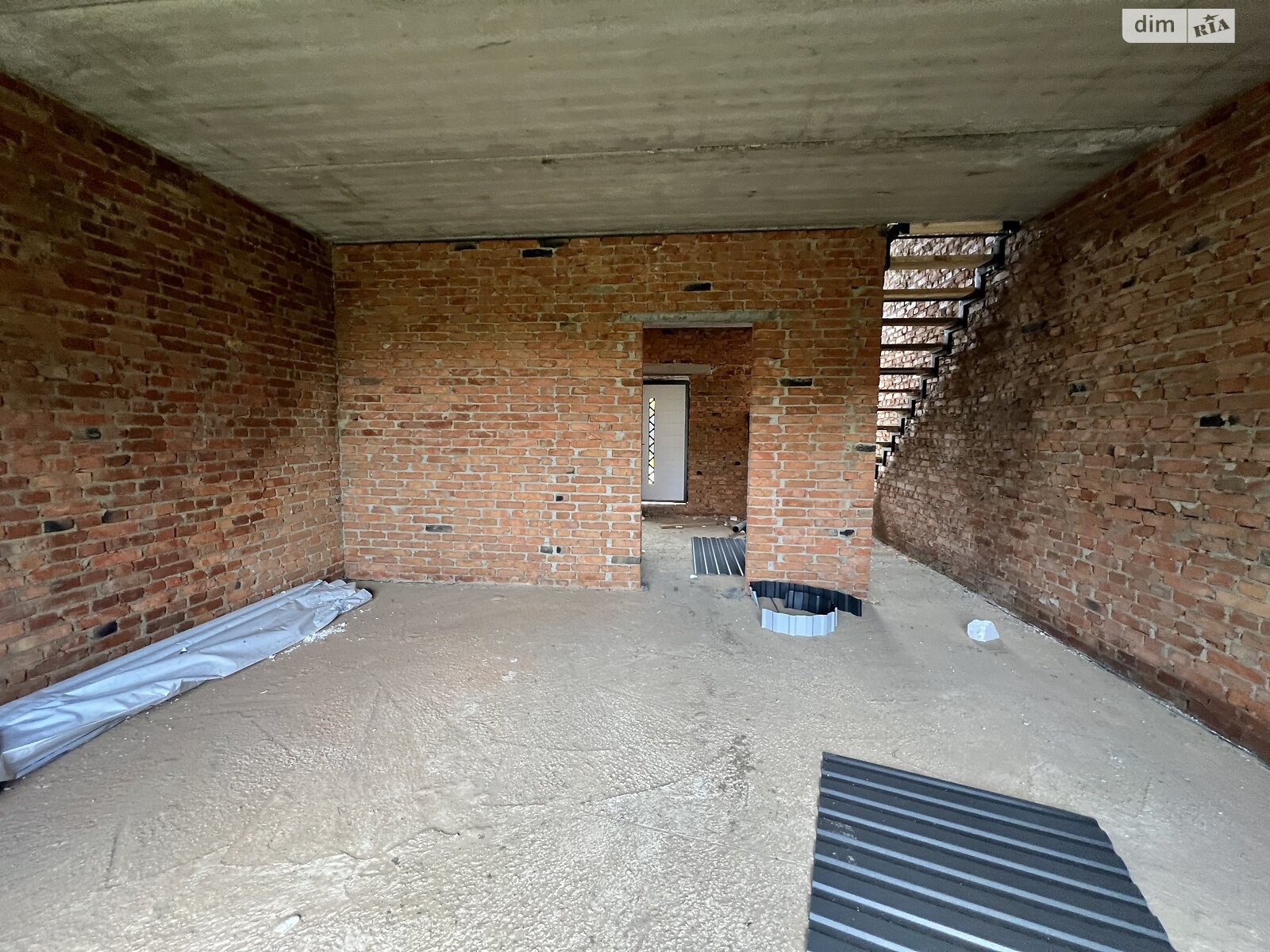 Обʼєкт нерухомості: 3 КІМ. ТАУНХАУС, ПЛОЩА - 90 м², ЦІНА - 60 990 $
 — HUBTRUST, Вінниця