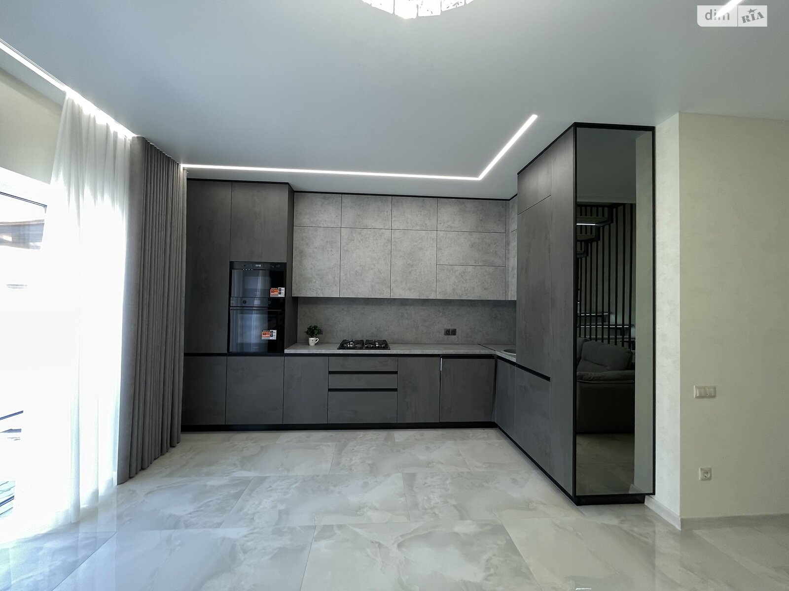 Обʼєкт нерухомості: 3 КІМ. ТАУНХАУС, ПЛОЩА - 103 м², ЦІНА - 124 999 $
, пров. Весняний — HUBTRUST, Вінниця