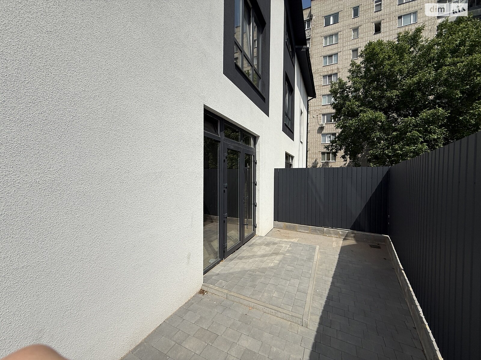 Фото ПЛОЩА - 40.5 м², ЦІНА - 54 000 $
, вул. Лялі Ратушної у Вінниці