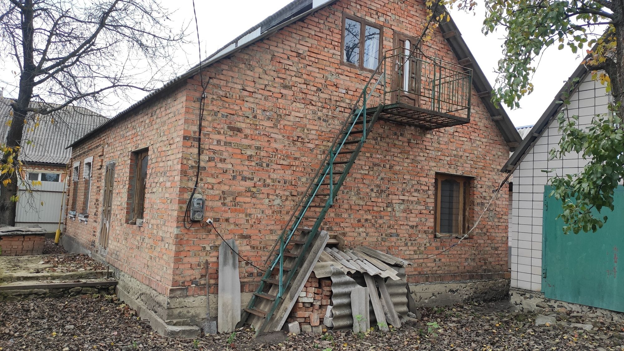 3 КІМ. БУДИНОК, ПЛОЩА - 80 м², ЦІНА - 35 000 $
