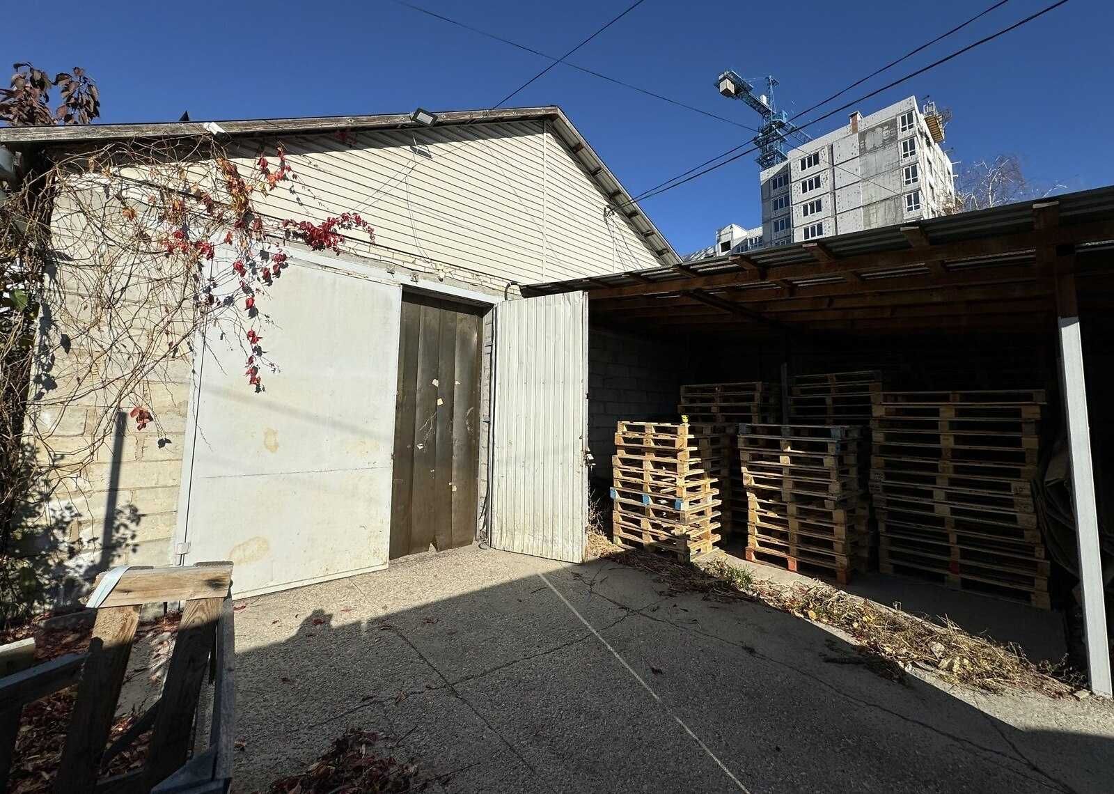 Обʼєкт нерухомості: ПЛОЩА - 187 м², ЦІНА - 235 000 $
, Замостянський — HUBTRUST, Вінниця