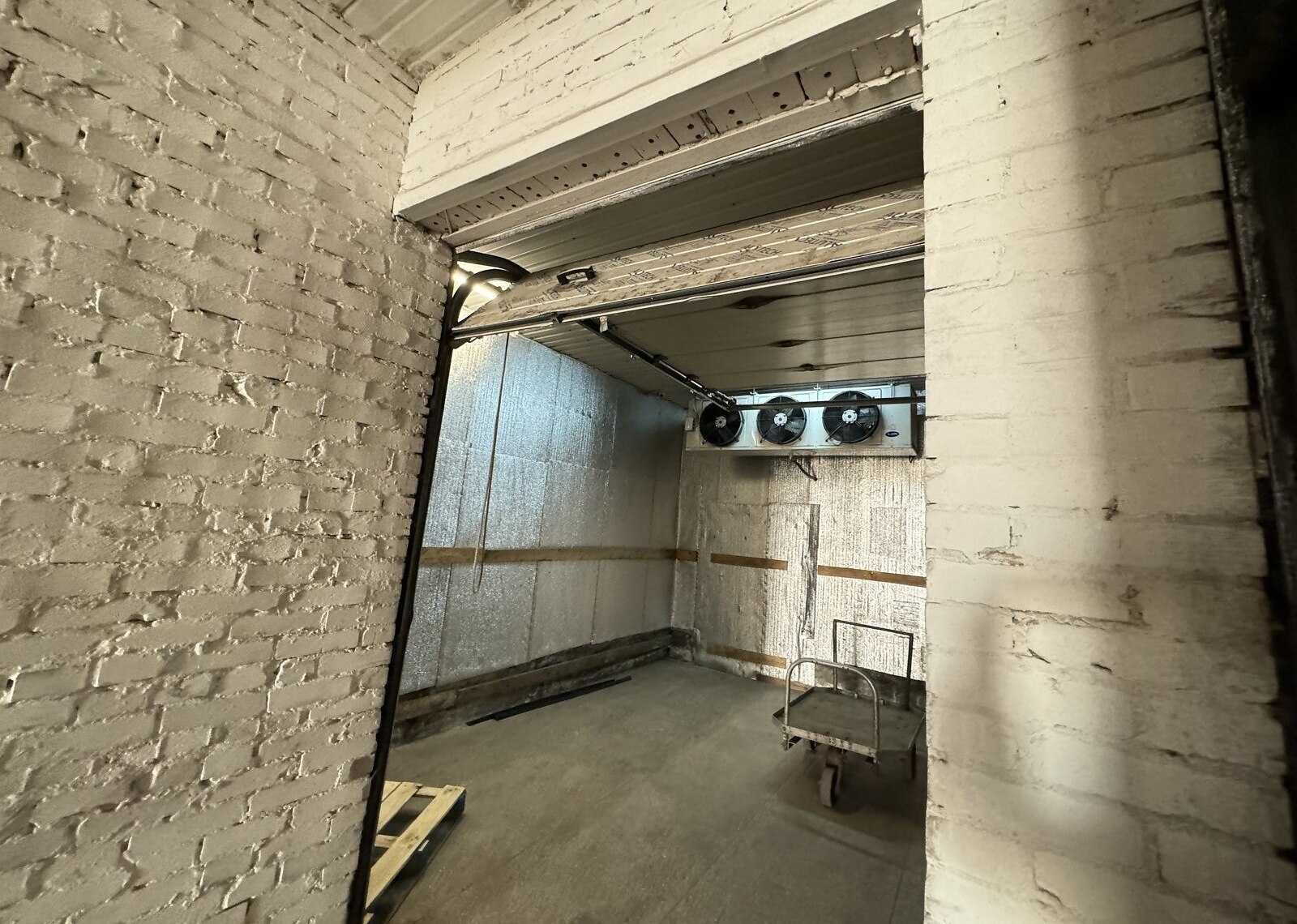 Обʼєкт нерухомості: ПЛОЩА - 187 м², ЦІНА - 235 000 $
, Замостянський — HUBTRUST, Вінниця