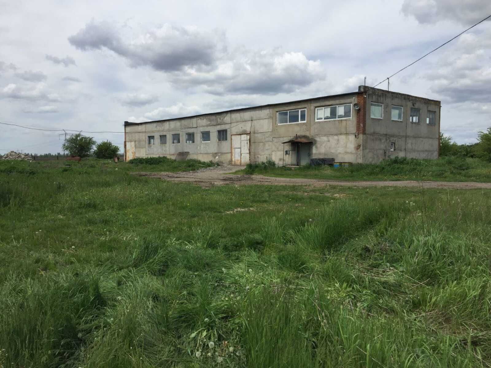 ПЛОЩА - 553 м², ЦІНА - 320 000 $
