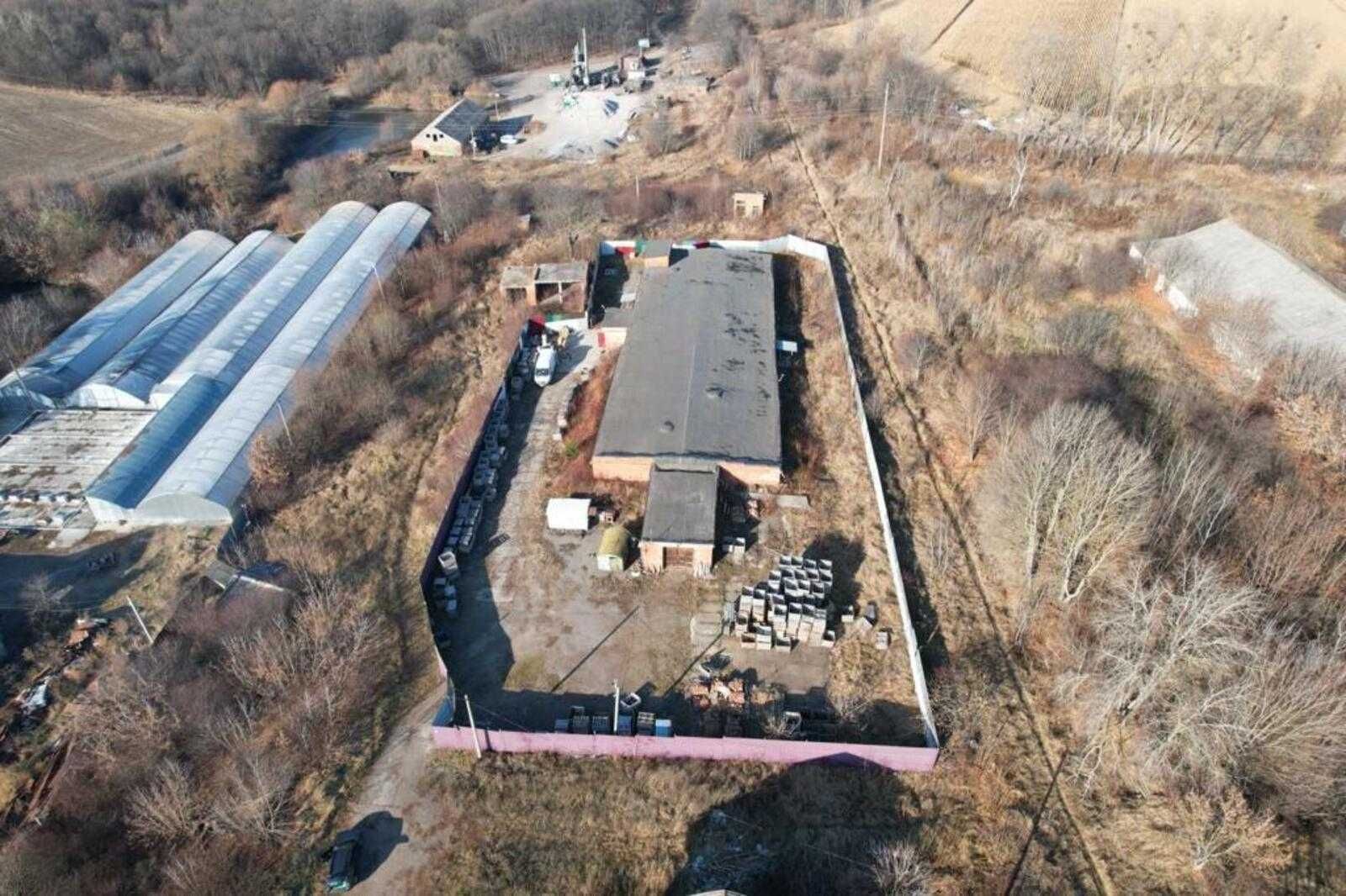 ПЛОЩА - 1400 м², ЦІНА - 115 000 $
