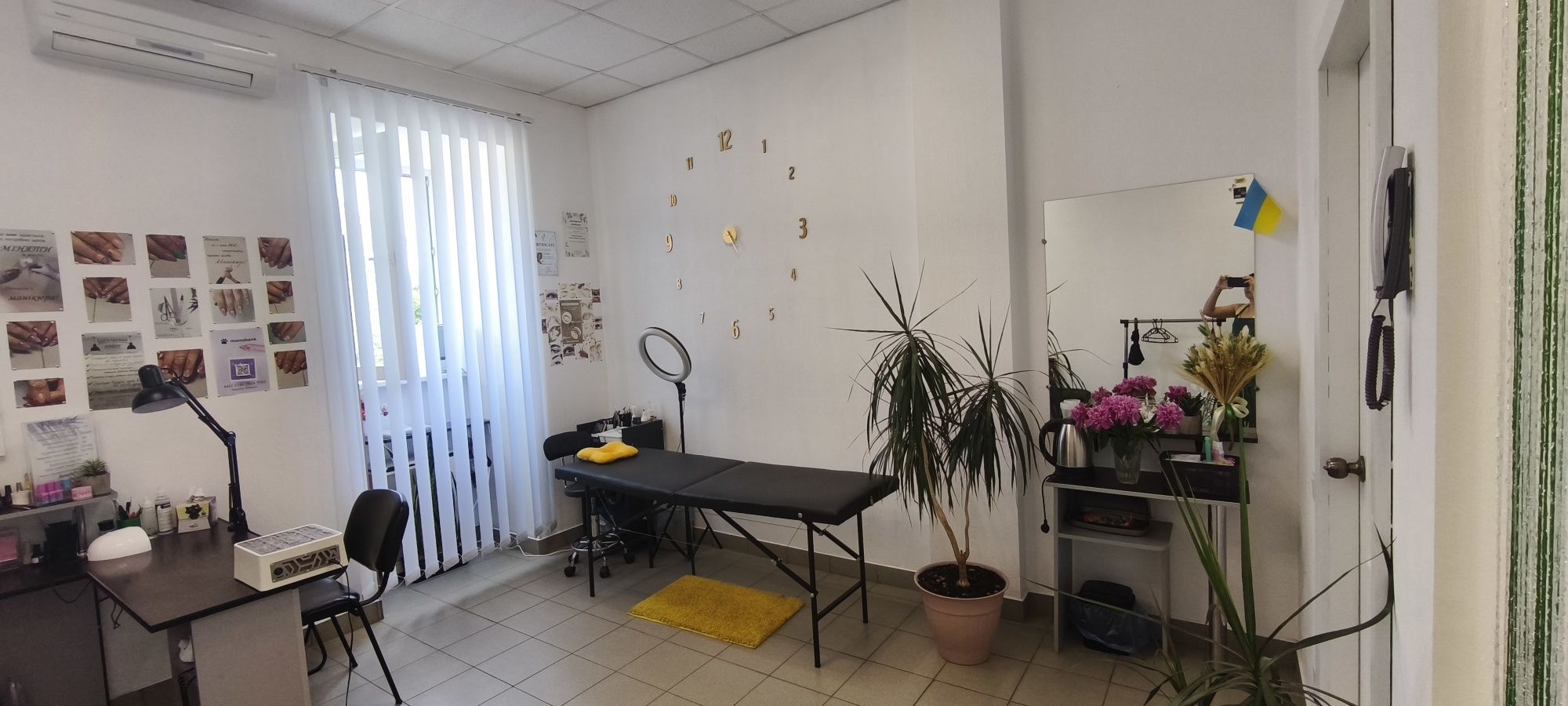 ПЛОЩА - 20 м², ЦІНА - 48 $
, Замостянський