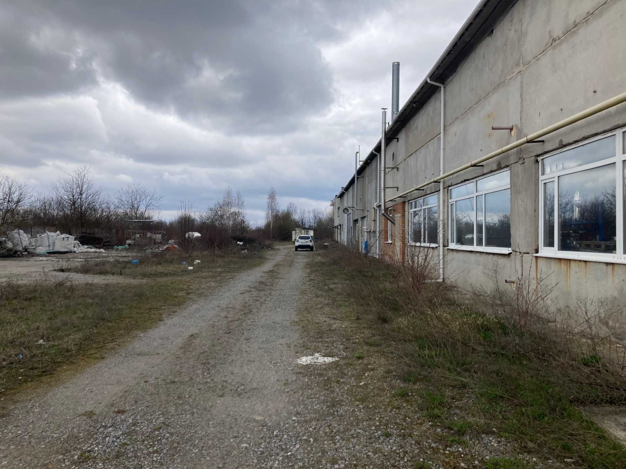 ПЛОЩА - 652 м², ЦІНА - 1 570 $
, Замостянський