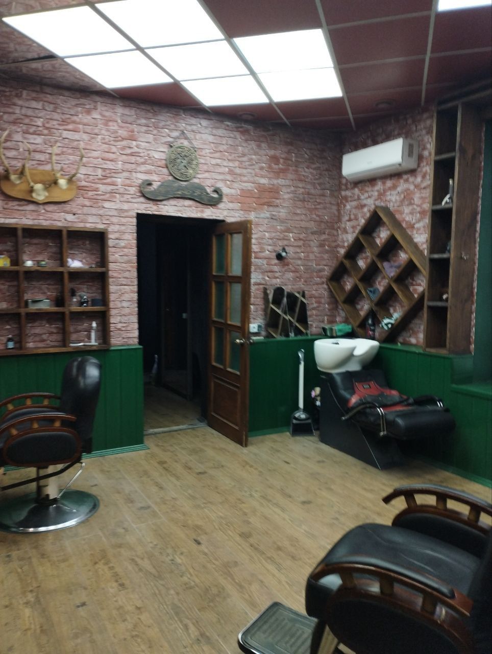 ПЛОЩА - 60 м², ЦІНА - 481 $
, Ленінський